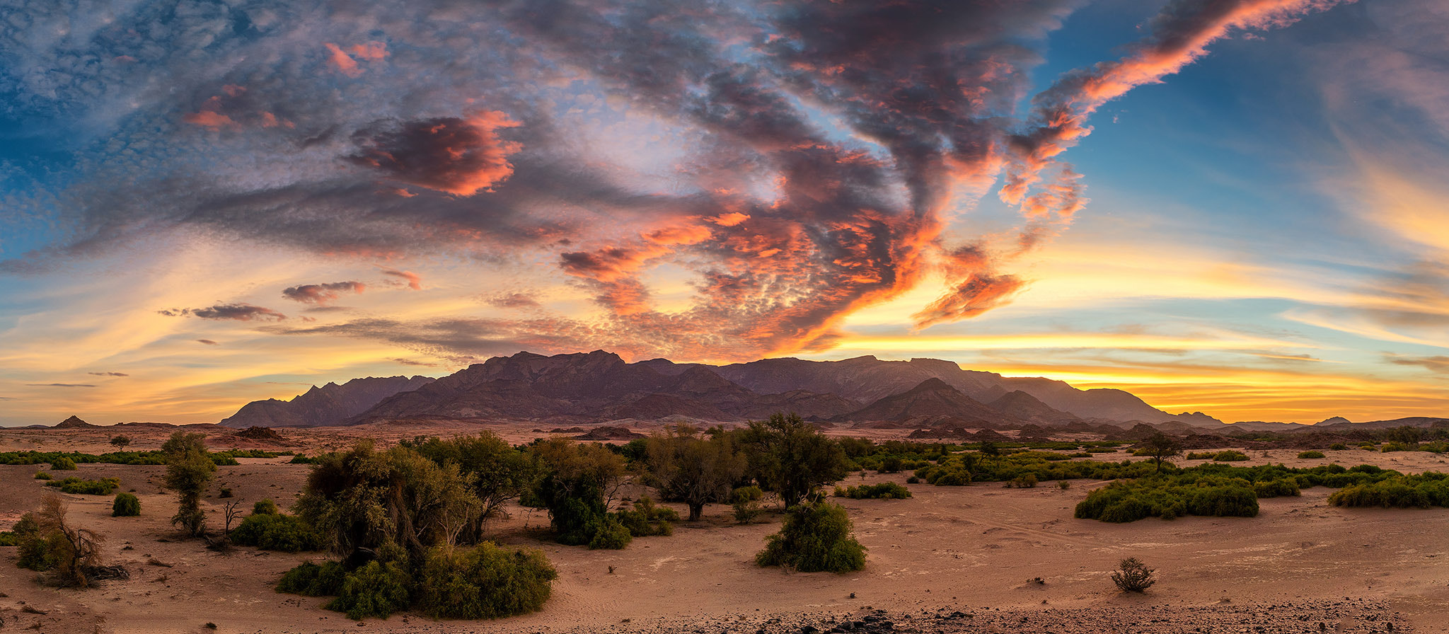 ZEISS Batis 18mm F2.8 sample photo. Brandberg photography