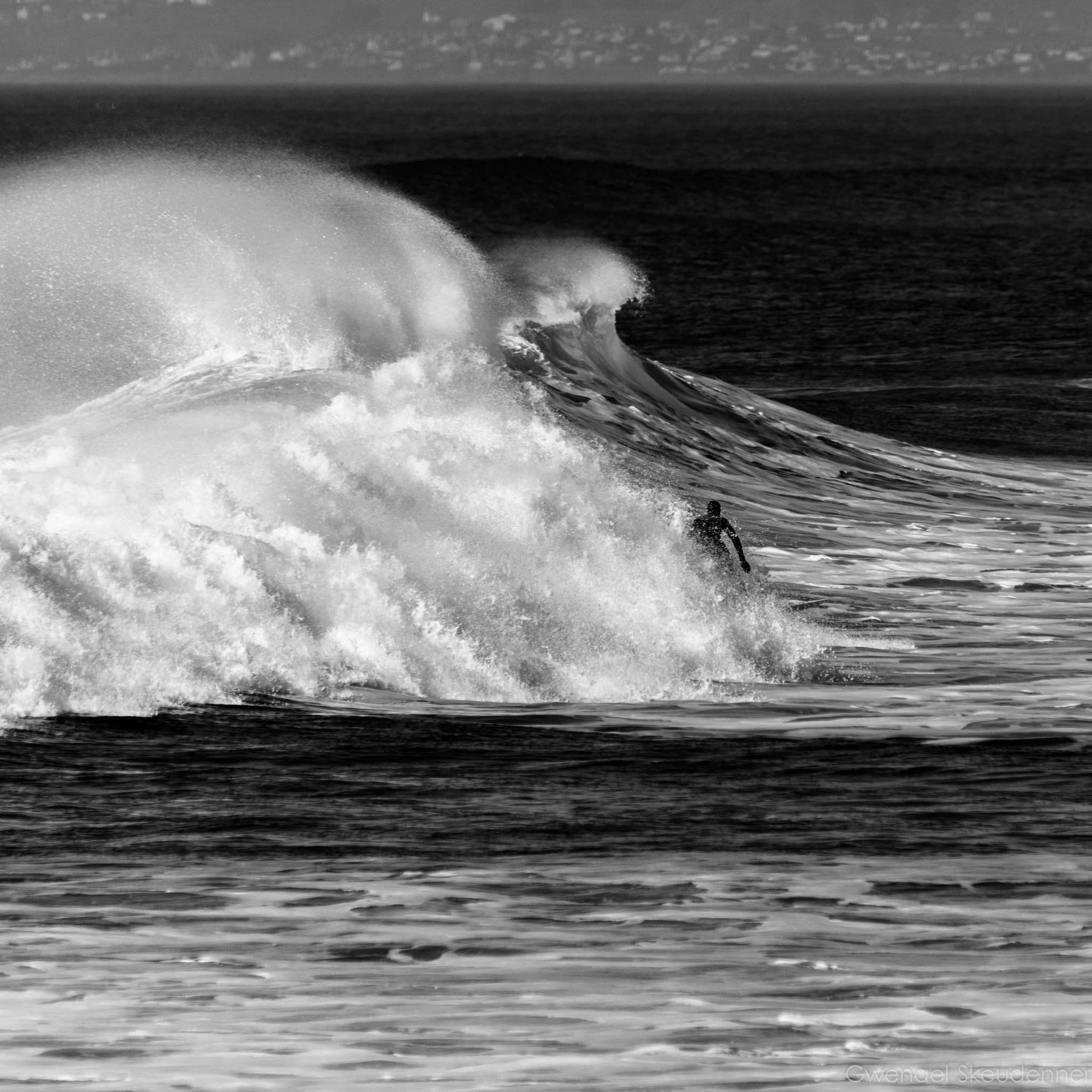 Sigma 120-400mm F4.5-5.6 DG OS HSM sample photo. Surf in la torche photography