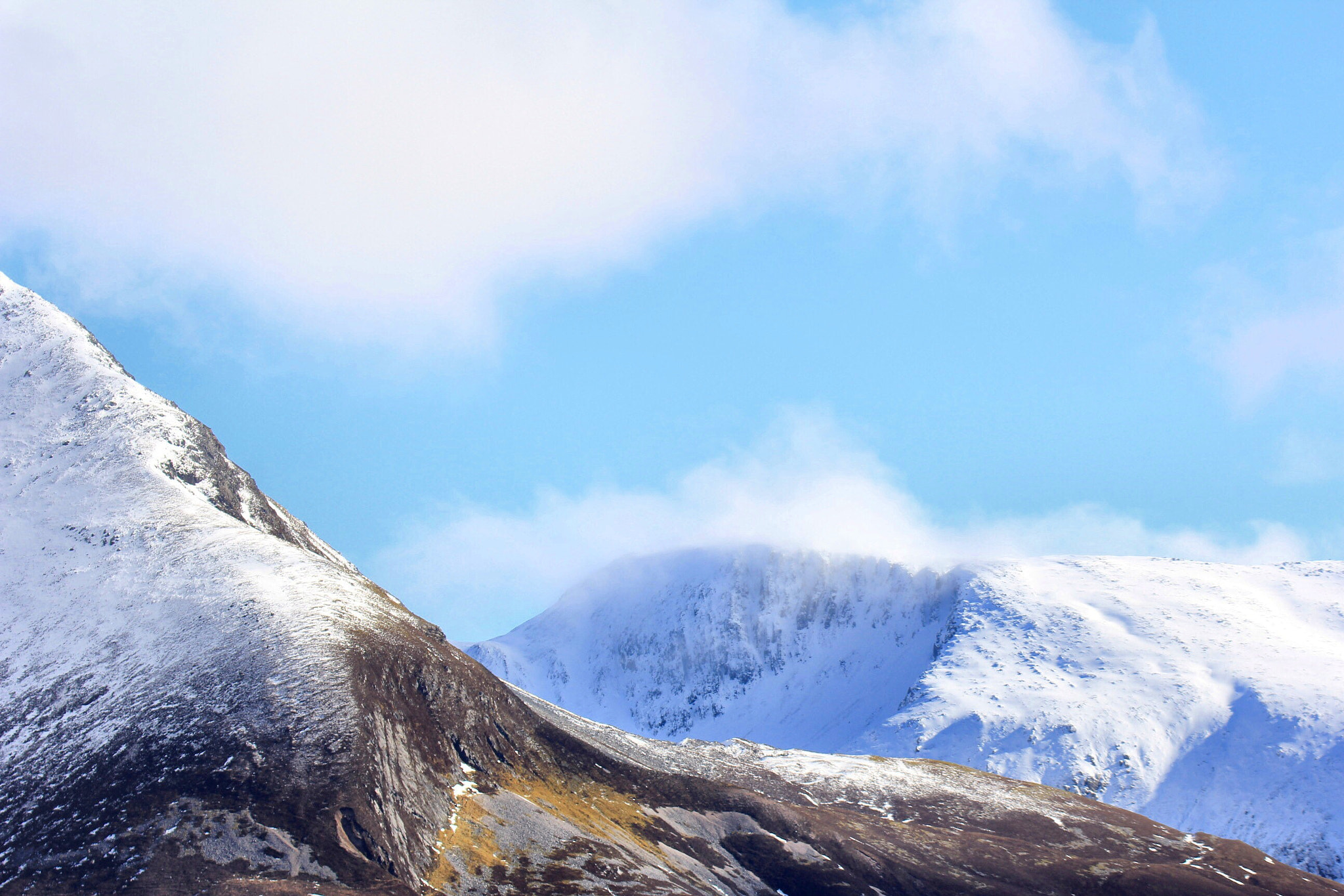 Canon EOS 60D sample photo. Stob bàn and sgurr an luibhair from the larig mòr. photography