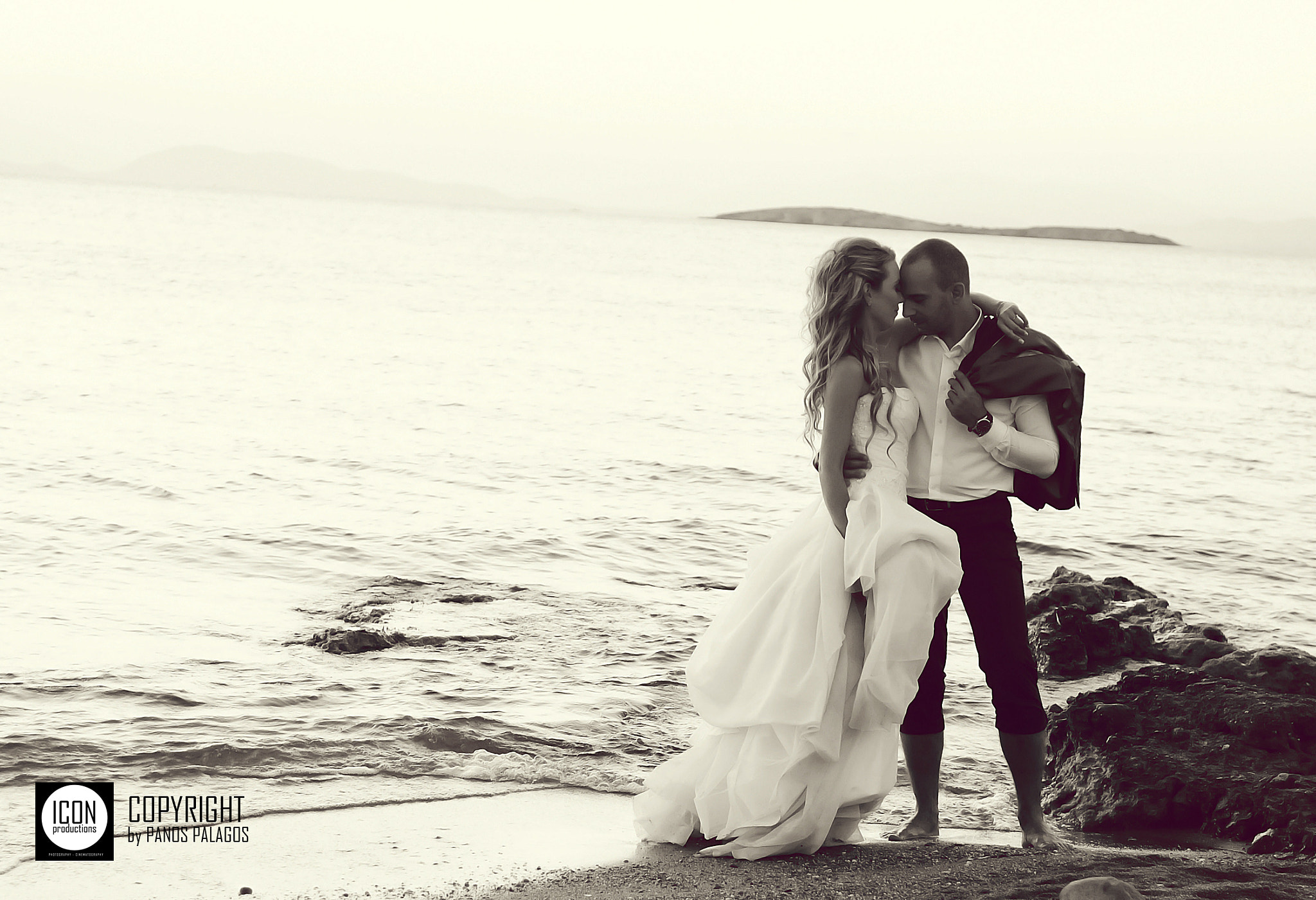 Nikon AF-S Nikkor 24-120mm F4G ED VR sample photo. Icon wedding photography
