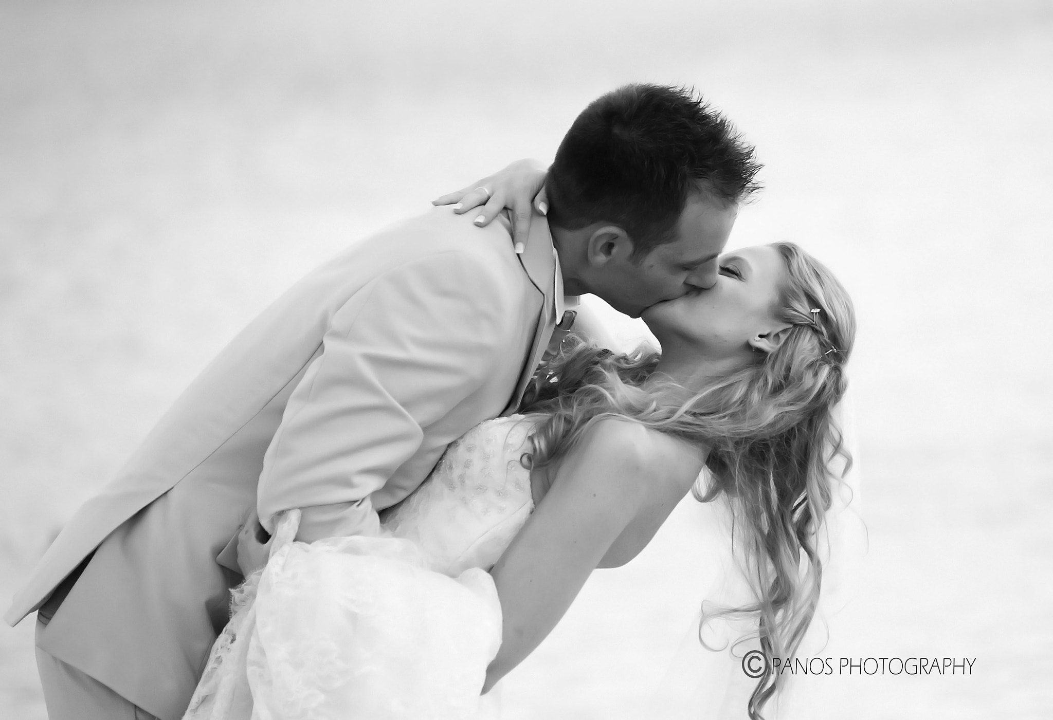 Nikon AF-S Nikkor 70-200mm F4G ED VR sample photo. Icon wedding photography