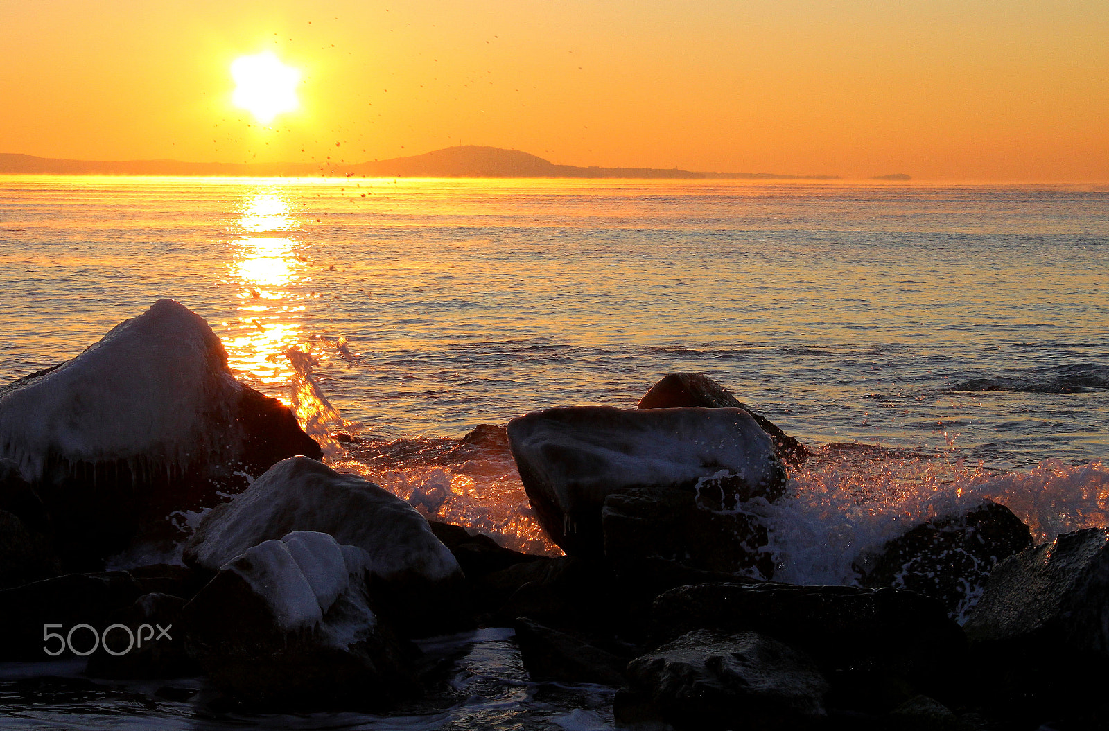 Canon EF-S 18-55mm F3.5-5.6 IS sample photo. Gold sea morning... photography