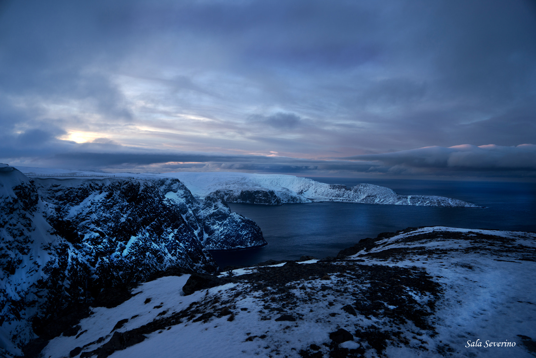 Sony a7R + Sony Vario Tessar T* FE 24-70mm F4 ZA OSS sample photo. Nordkapp photography