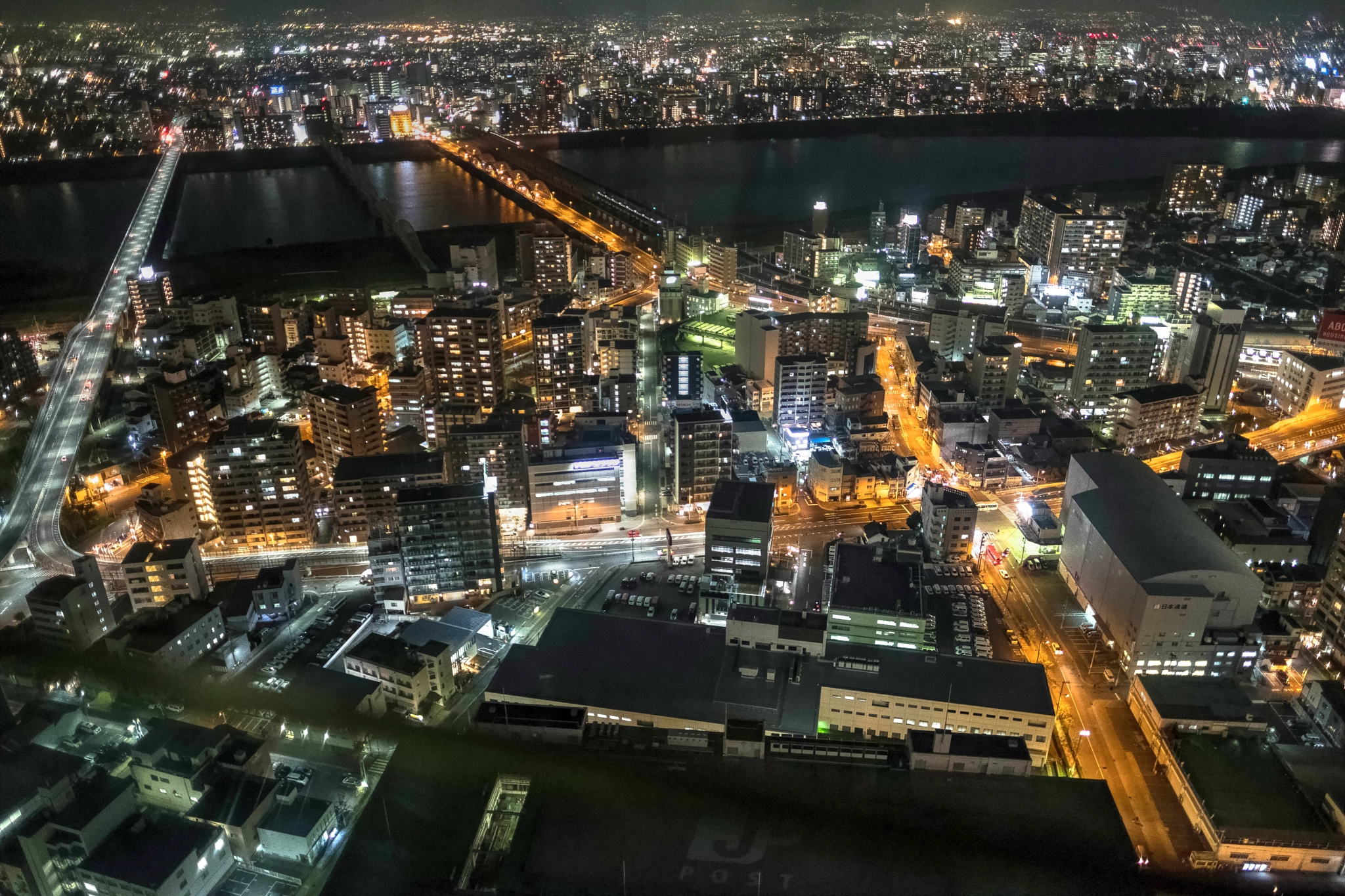 Fujifilm X-Pro2 + Fujifilm XF 16mm F1.4 R WR sample photo. Twin bridges of osaka photography