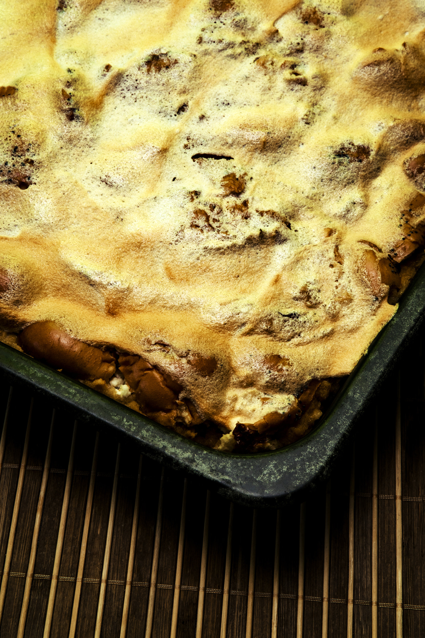 Nikon D5500 sample photo. Apple pie on the baking pan photography