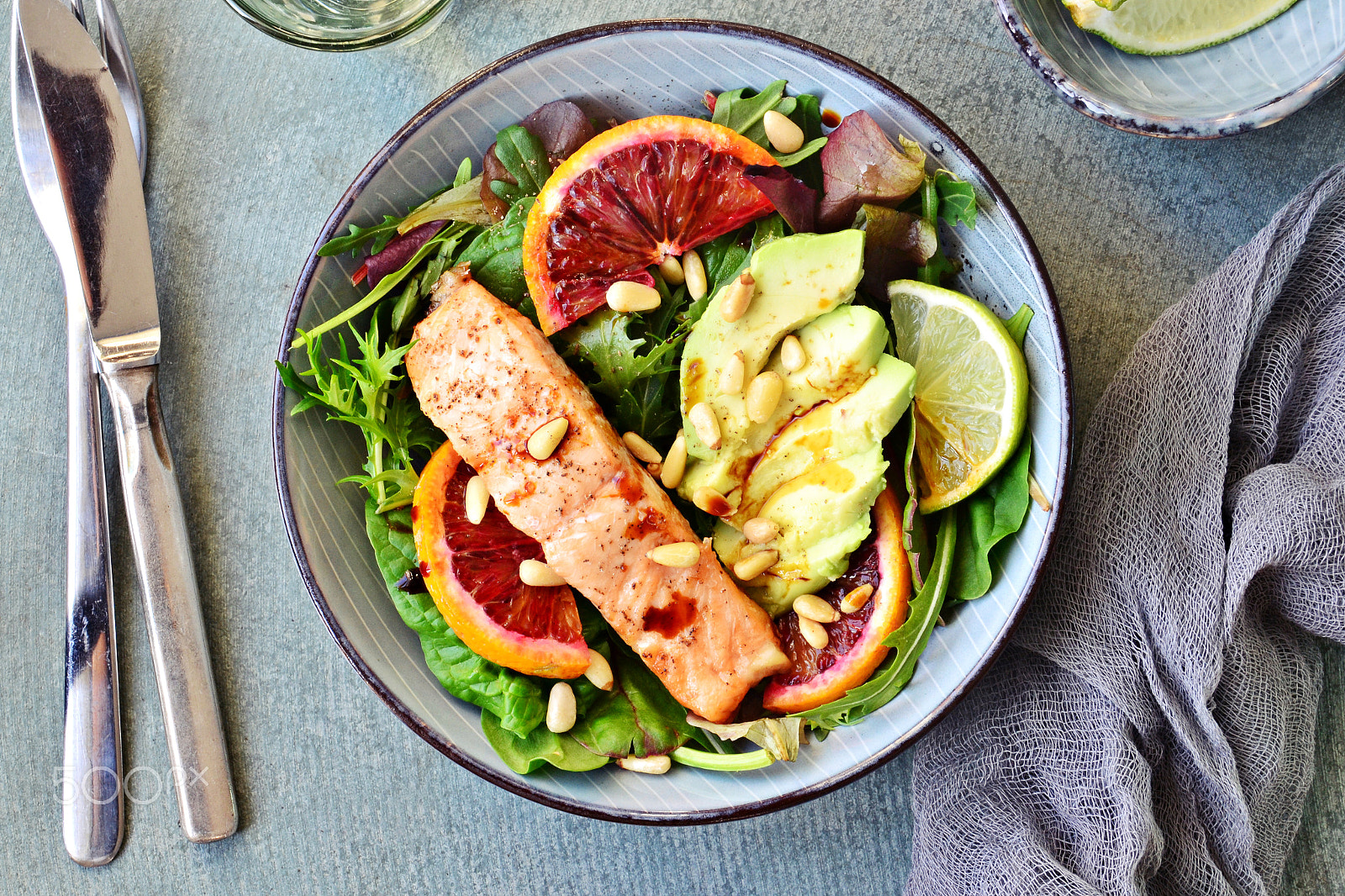 Nikon D3100 + Sigma 18-200mm F3.5-6.3 II DC OS HSM sample photo. Salmon and avocado salad photography