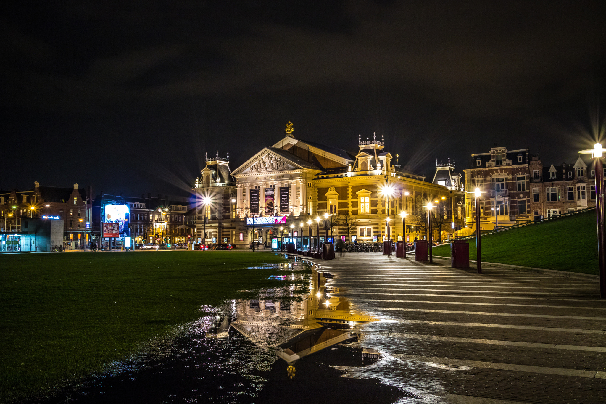 Canon EOS M3 + Canon EF-M 22mm F2 STM sample photo. Amsterdam opera house from the park photography