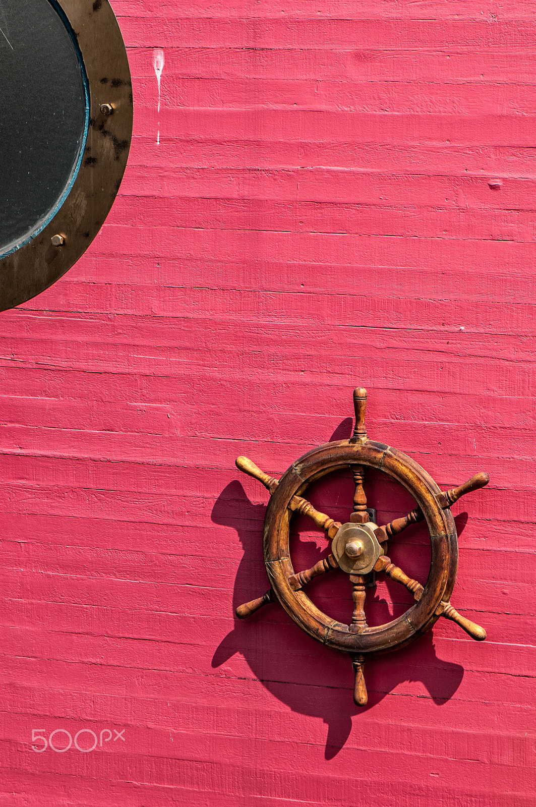 Nikon AF-S Micro-Nikkor 105mm F2.8G IF-ED VR sample photo. Sailor's home photography