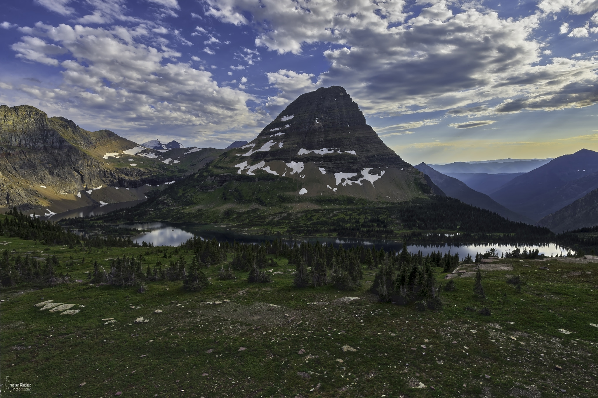 Nikon AF-S Nikkor 14-24mm F2.8G ED sample photo. Logan pass photography