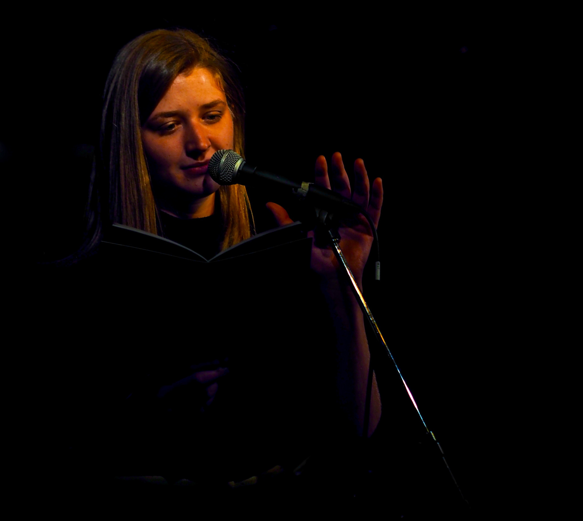 Olympus OM-D E-M10 sample photo. Klara du plessis at resonance reading series photography