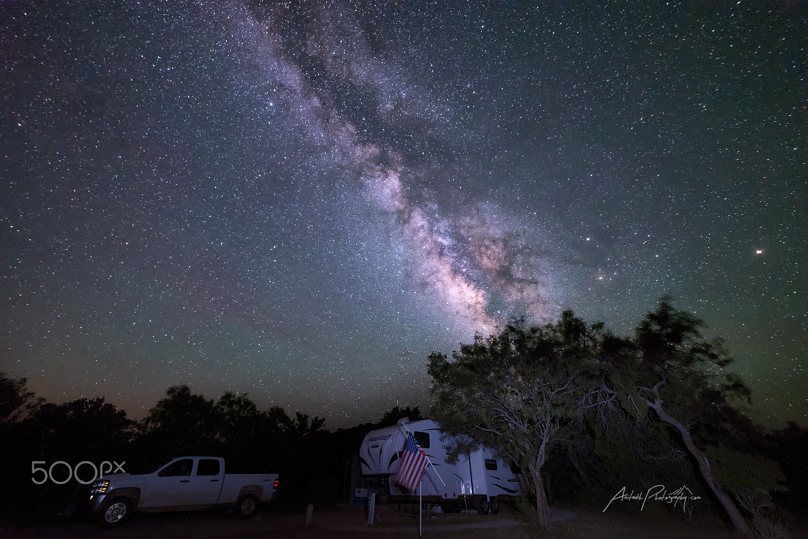 Samyang 14mm F2.8 ED AS IF UMC sample photo. Camping under a billion stars photography