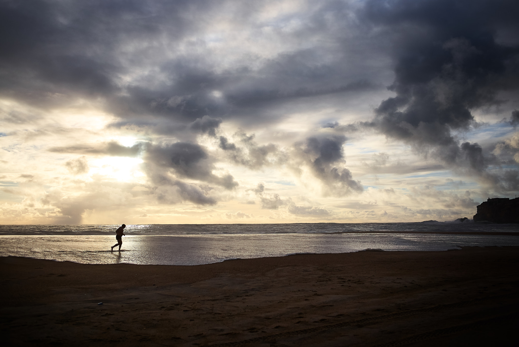 Leica Summarit-M 35mm F2.4 ASPH sample photo. Nazaré photography