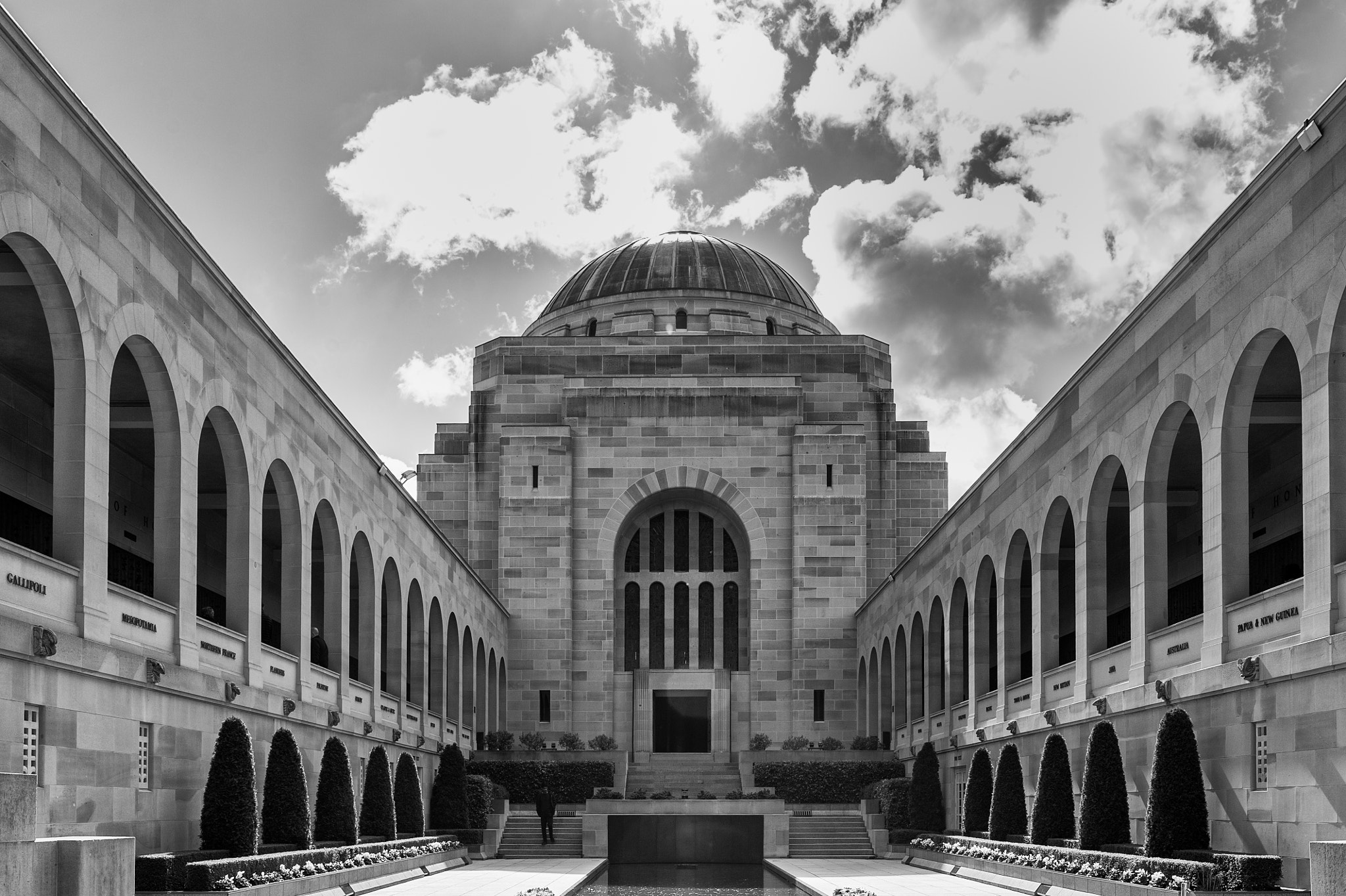 Nikon D700 + Sigma 35mm F1.4 DG HSM Art sample photo. Australian war memorial photography