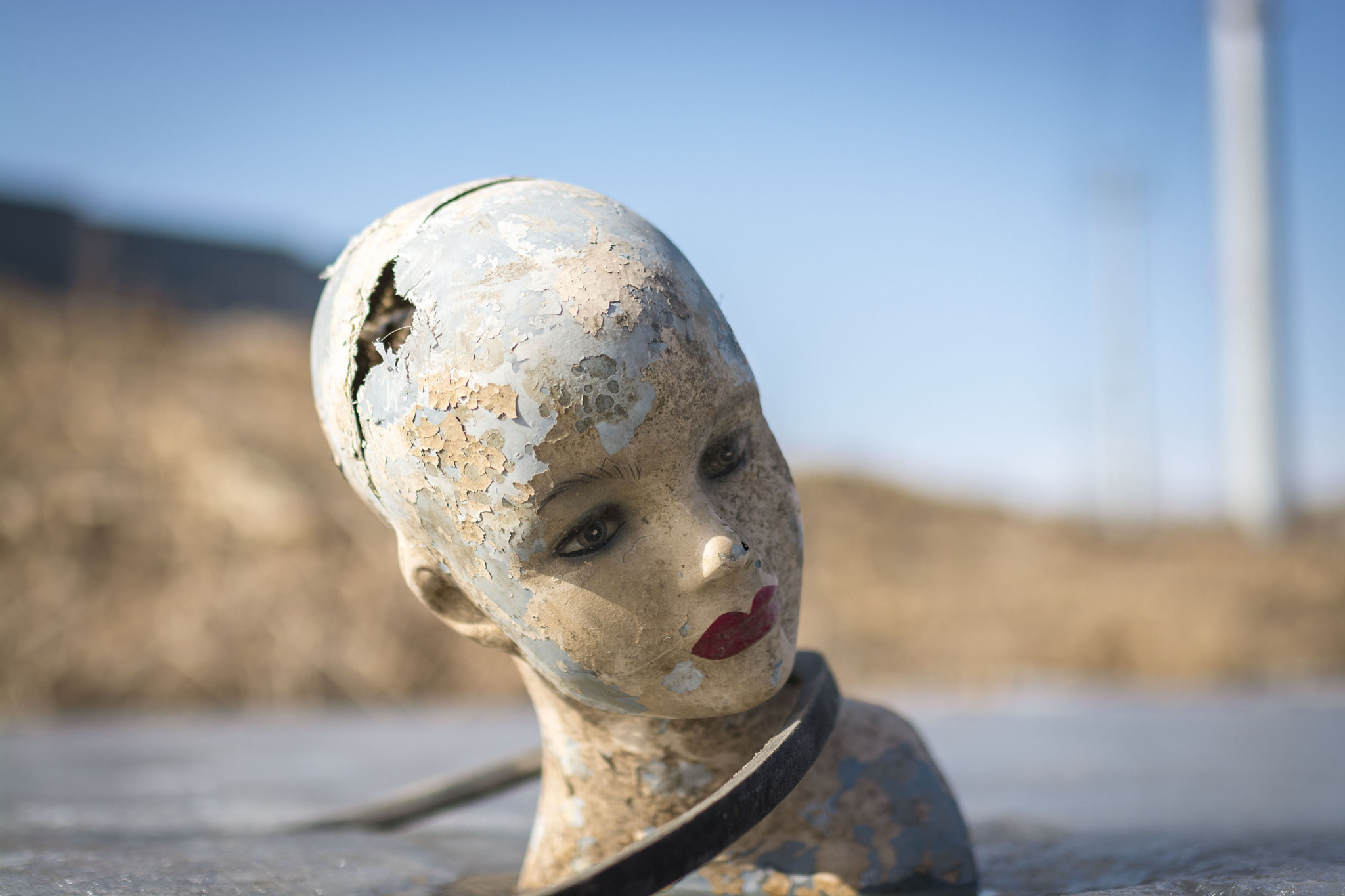 Nikon D7100 + Sigma 35mm F1.4 DG HSM Art sample photo. Discarded mannequin photography