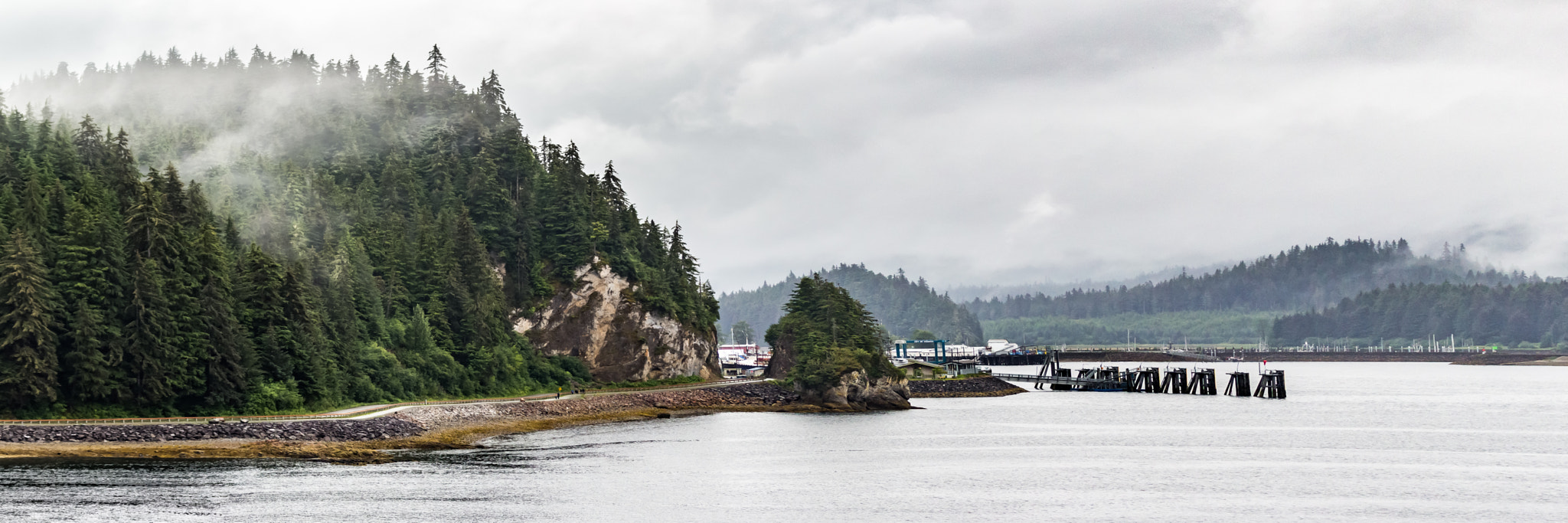 Canon EOS 600D (Rebel EOS T3i / EOS Kiss X5) sample photo. Icy strait point panorama photography