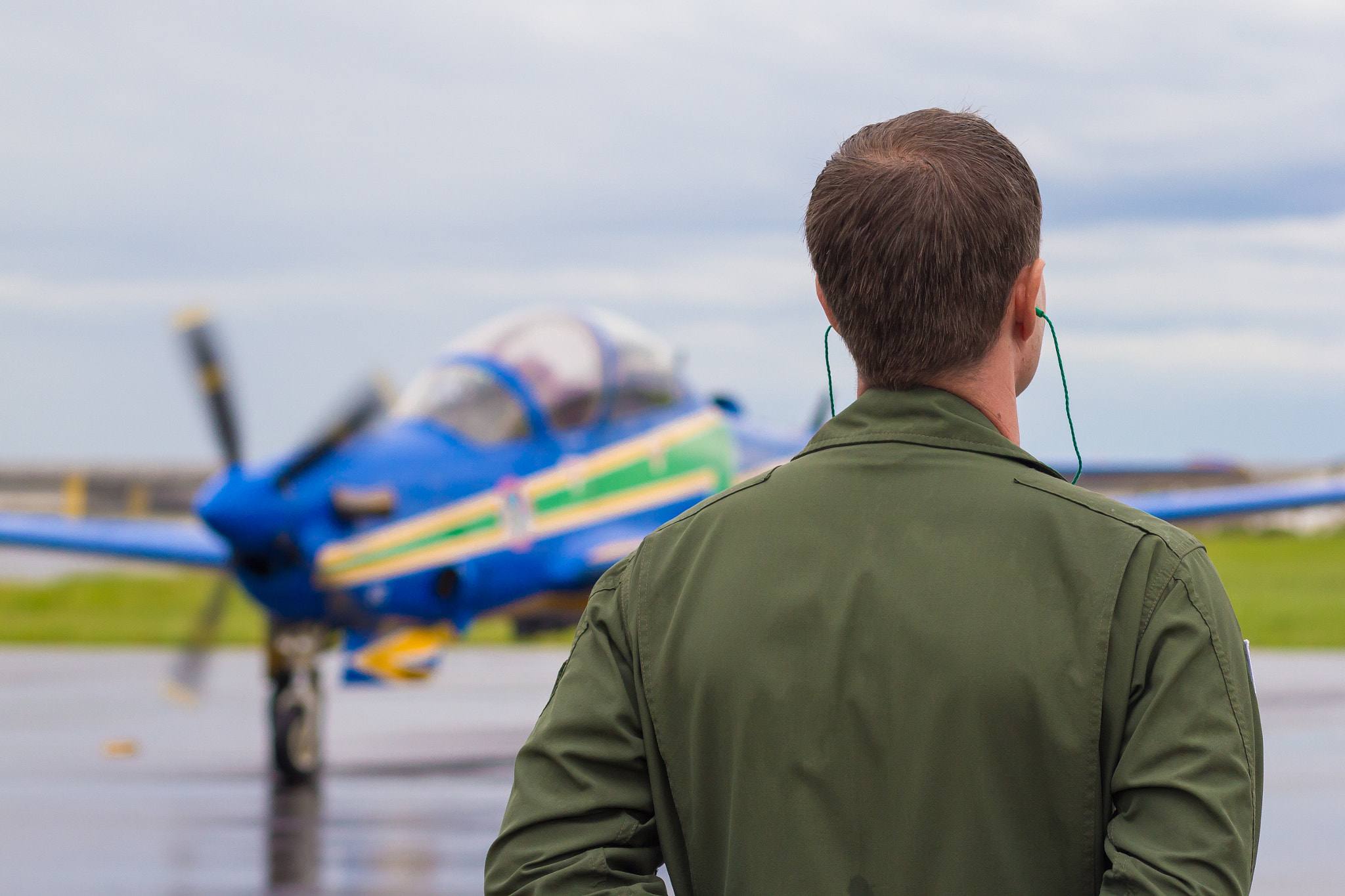 Canon EOS 60D + Canon EF 85mm F1.8 USM sample photo. Brazilian air force team "esquadrilha da fumaça" photography