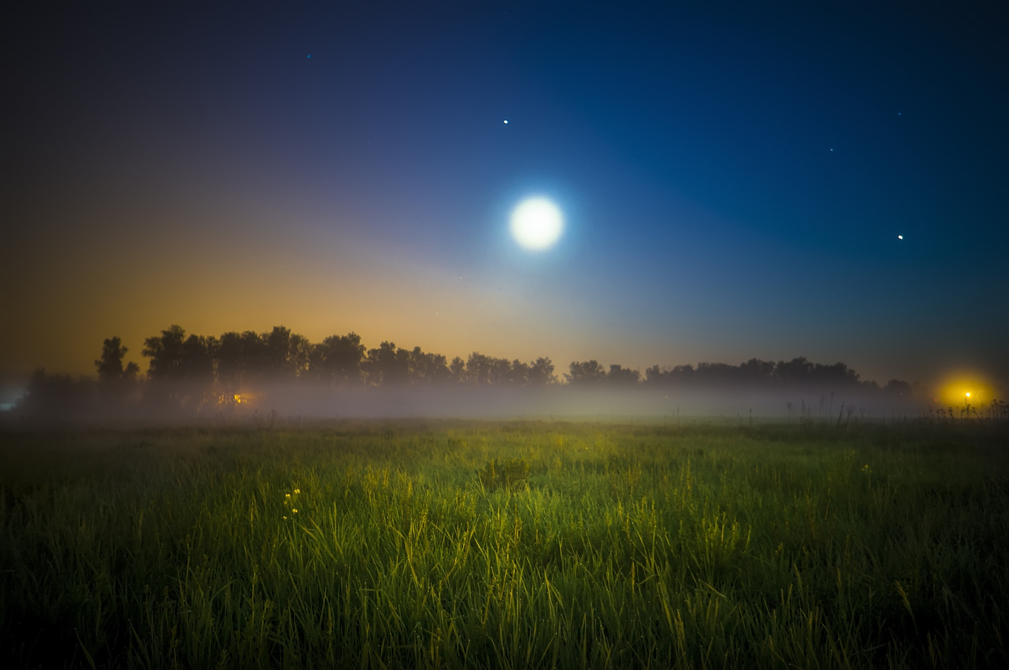 Sony Alpha NEX-6 + Sony E 16mm F2.8 sample photo. Jupiter moon venus photography