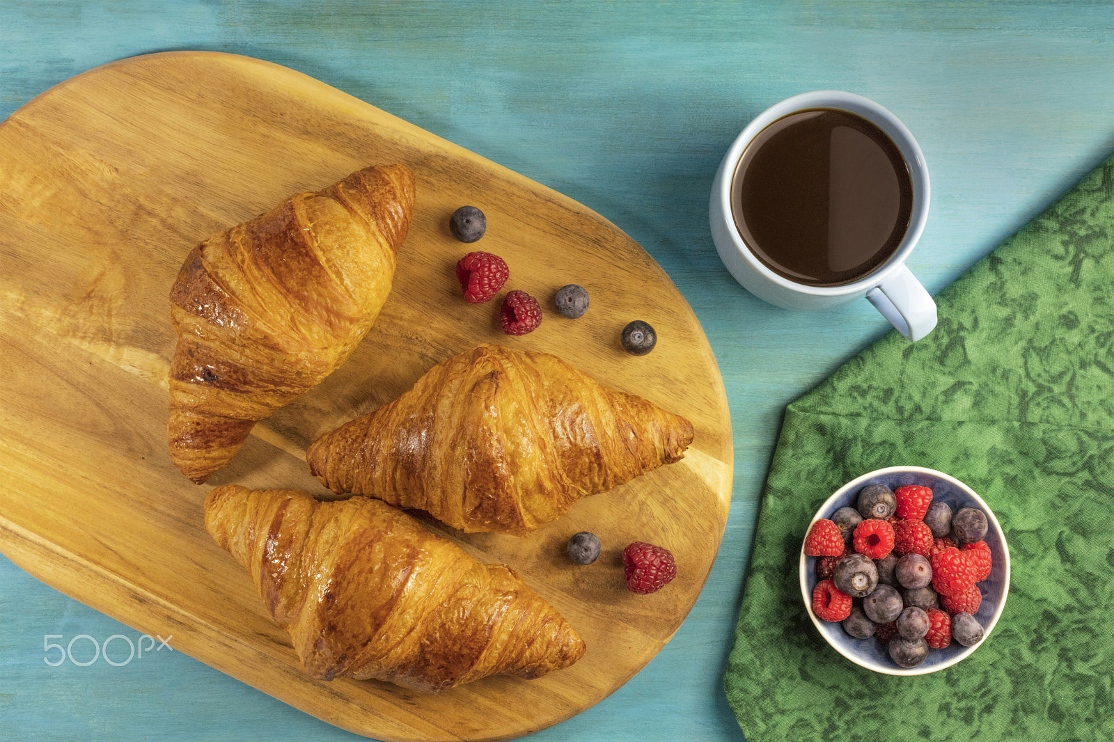 Canon EOS 5DS R sample photo. Crunchy french croissants with fresh fruit and chocolate photography