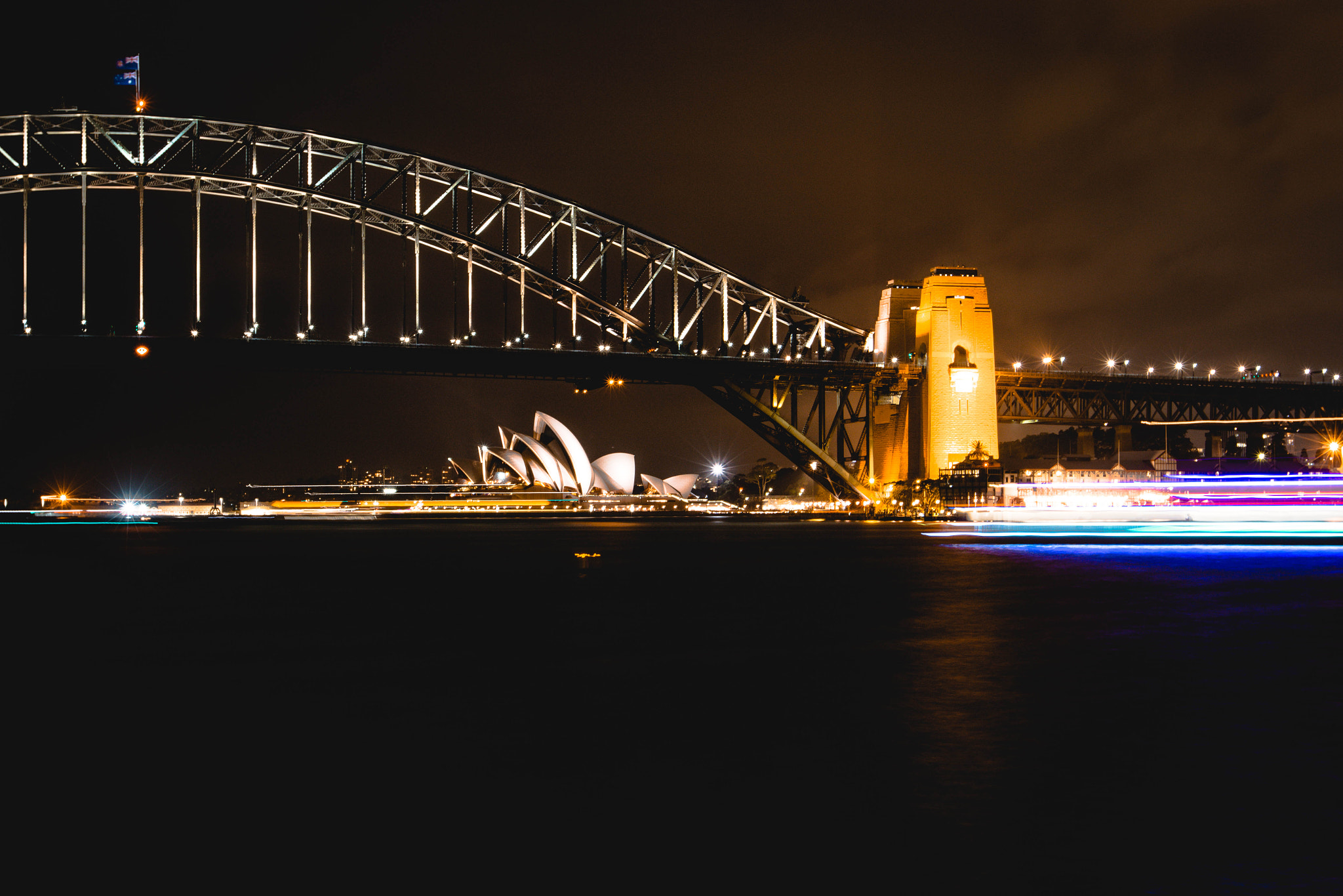 Canon EOS 70D + Canon EF 16-35mm F2.8L II USM sample photo. Sydney harbour bridge photography