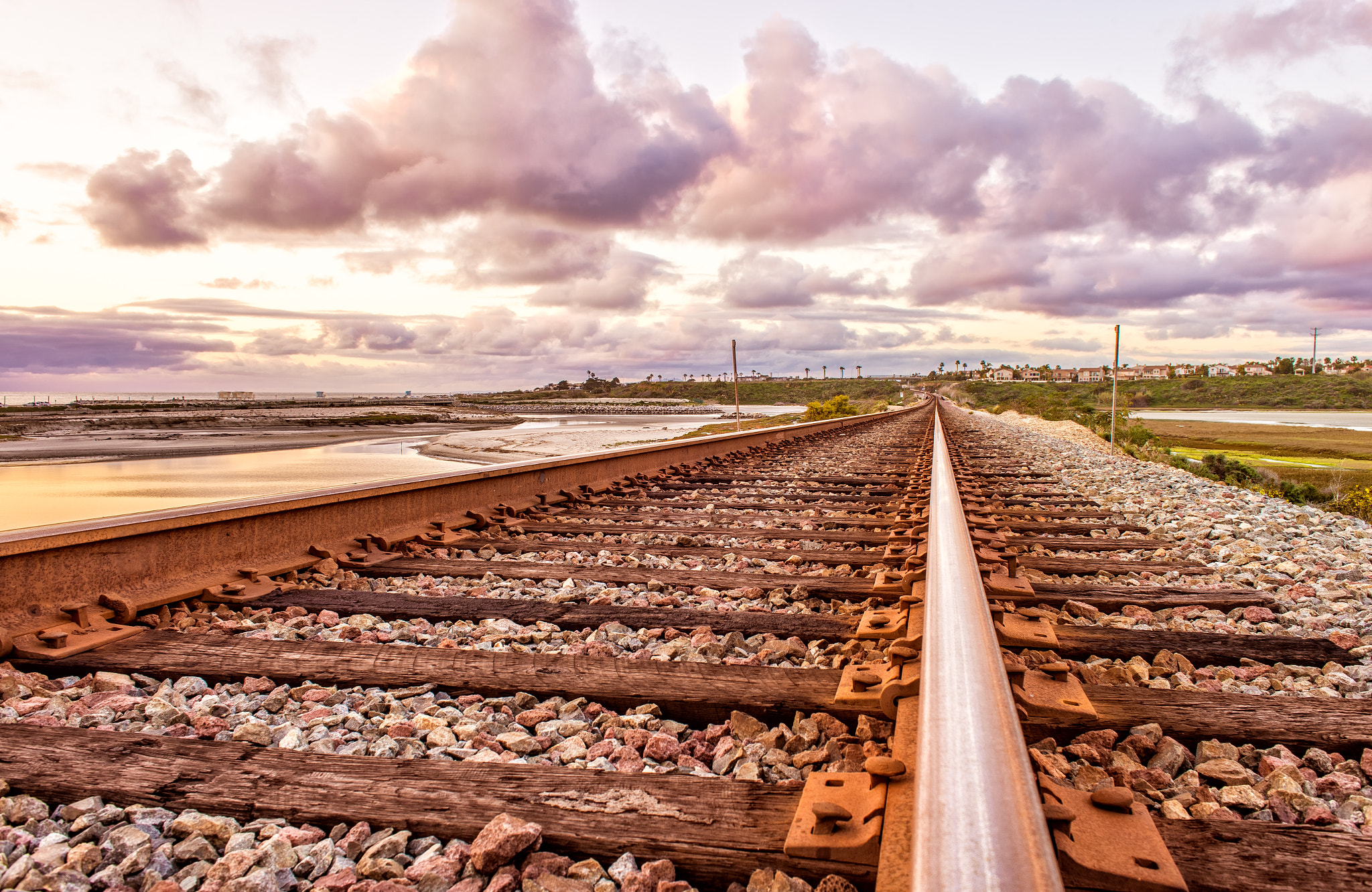 Canon EOS 6D + Canon EF 28mm F1.8 USM sample photo. On track photography