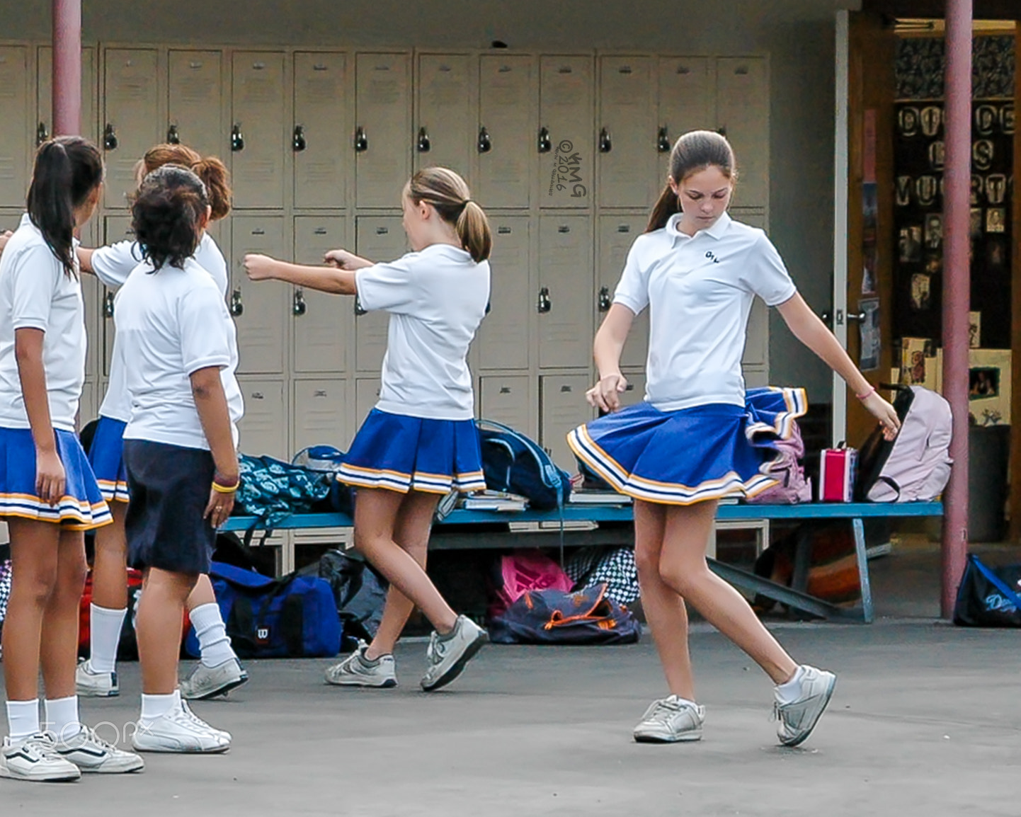 Nikon D70s sample photo. Skirt twirling o photography