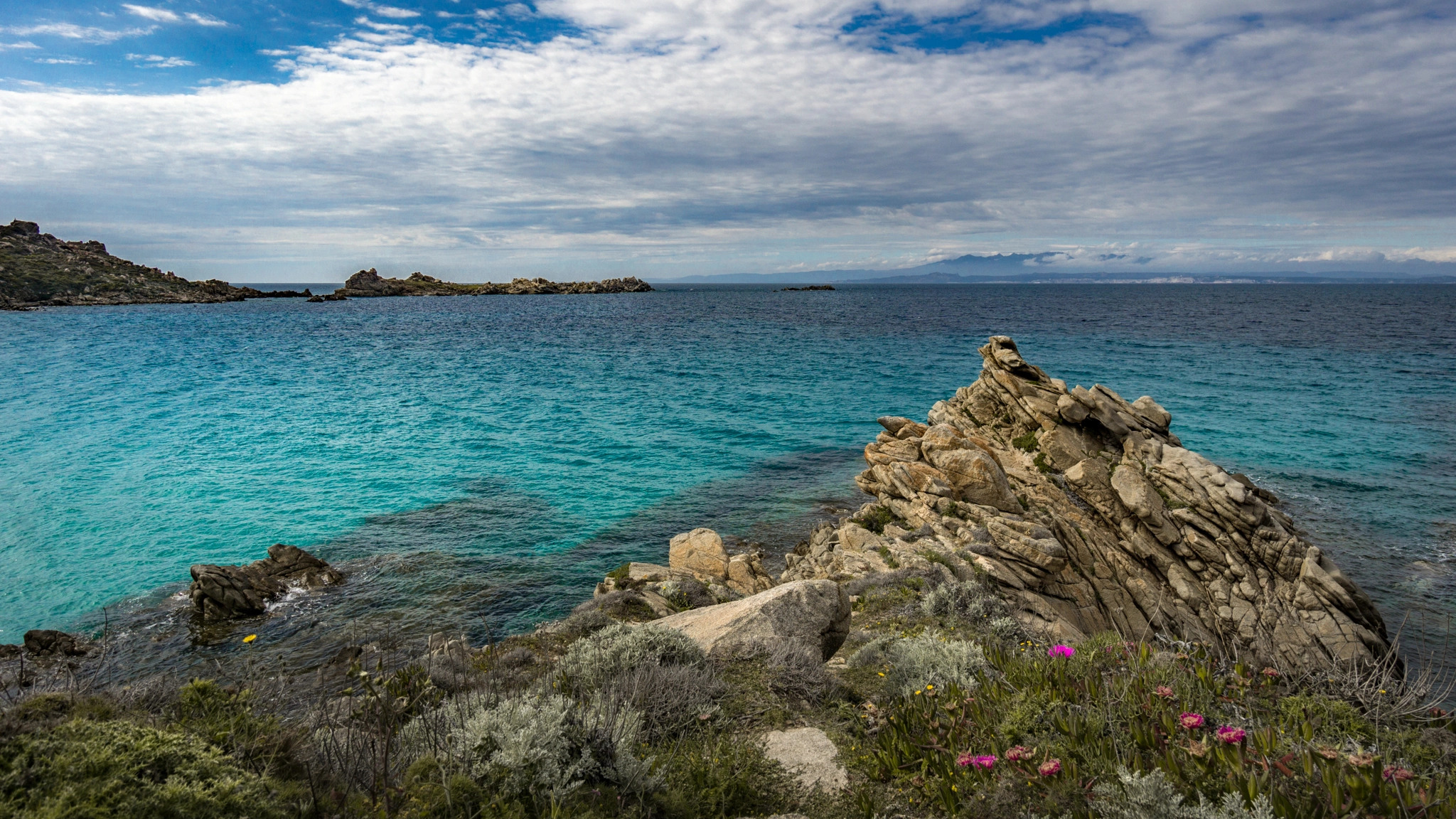 Sony a6000 + Sony E 10-18mm F4 OSS sample photo. Roadtrip sardinia 2016  photography