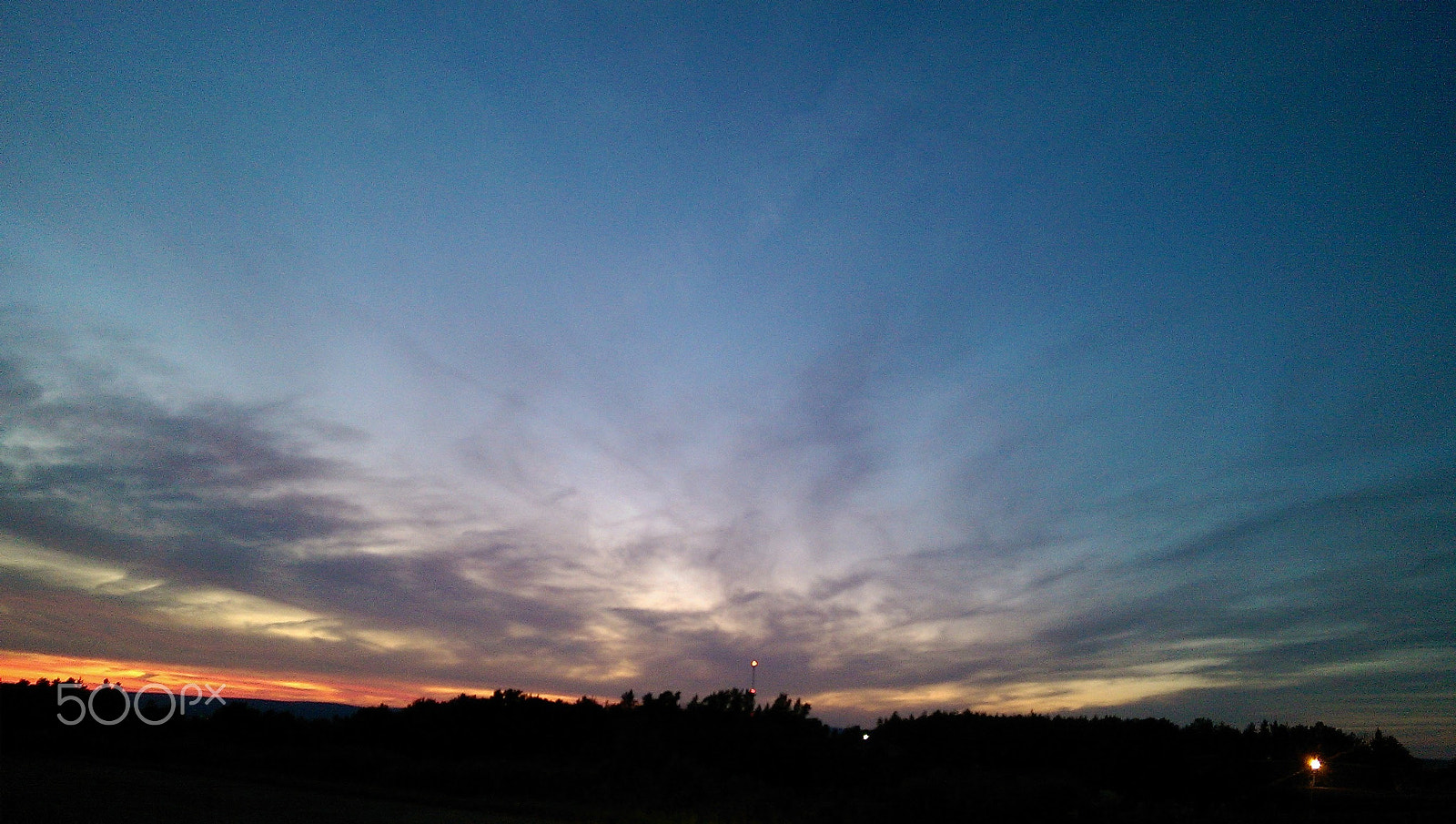 HTC ONE sample photo. Silently small photography
