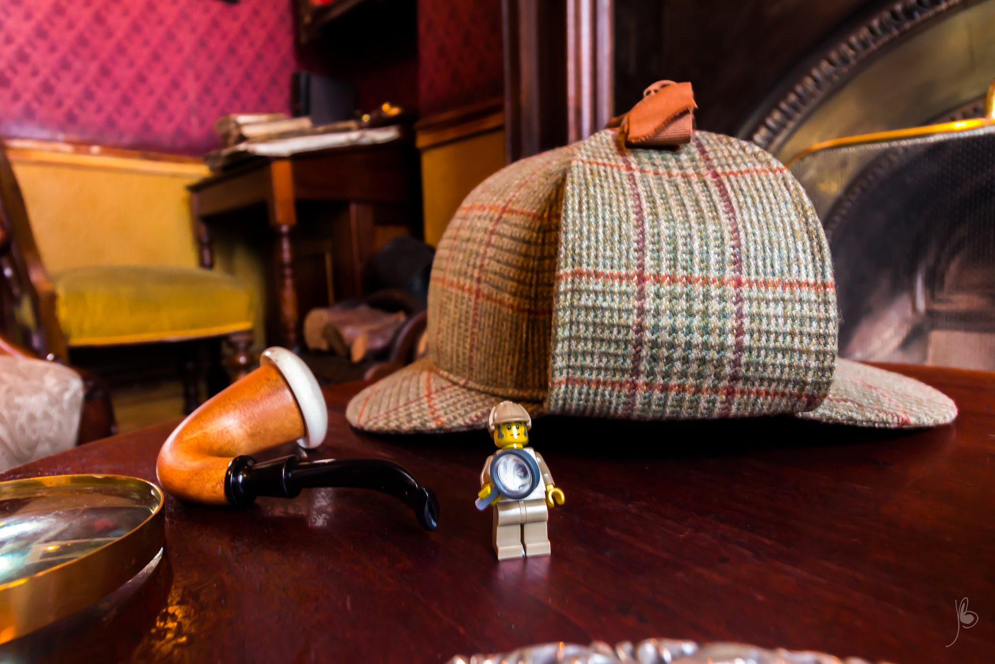 Canon EOS 650D (EOS Rebel T4i / EOS Kiss X6i) sample photo. Sherlock holmes photography