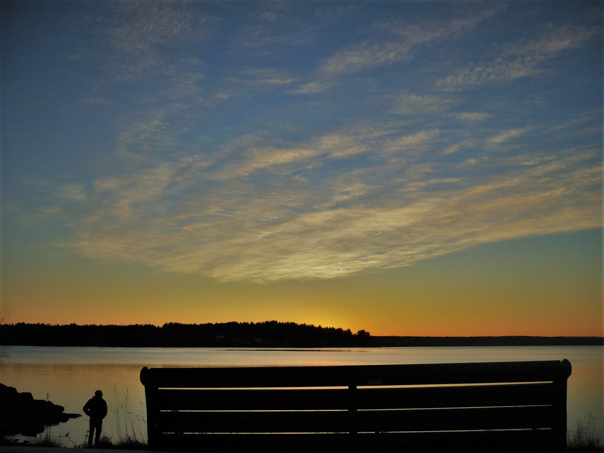 Panasonic DMC-FX12 sample photo. Bench in sunset photography