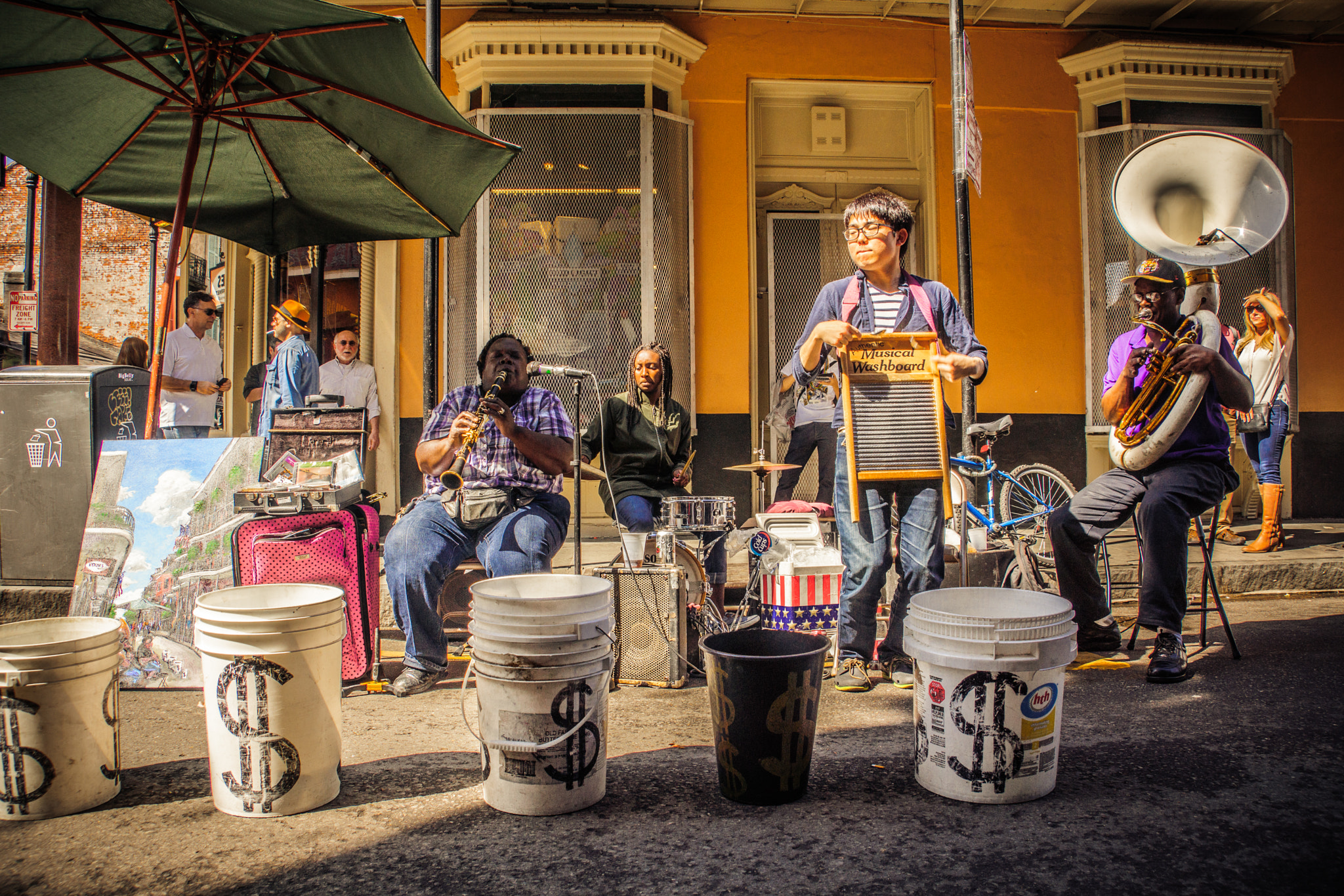 Sony DT 18-250mm F3.5-6.3 sample photo. Music / new orleans photography