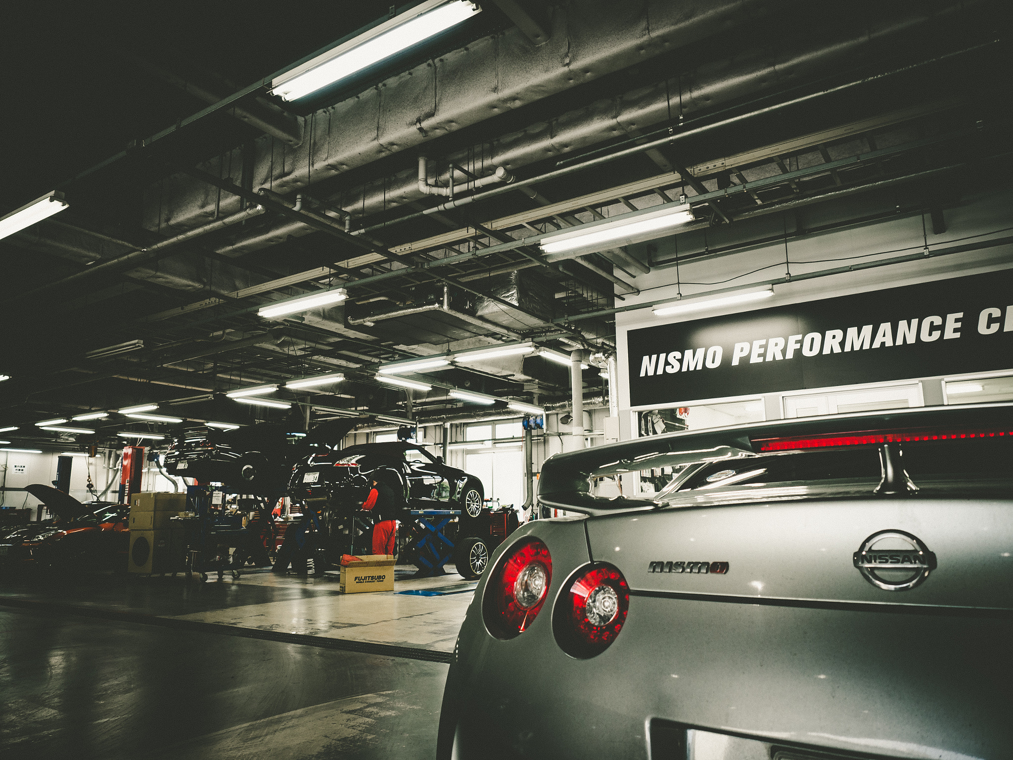 Olympus OM-D E-M1 Mark II + Olympus M.Zuiko Digital ED 12-40mm F2.8 Pro sample photo. Nismo performance center tokyo photography