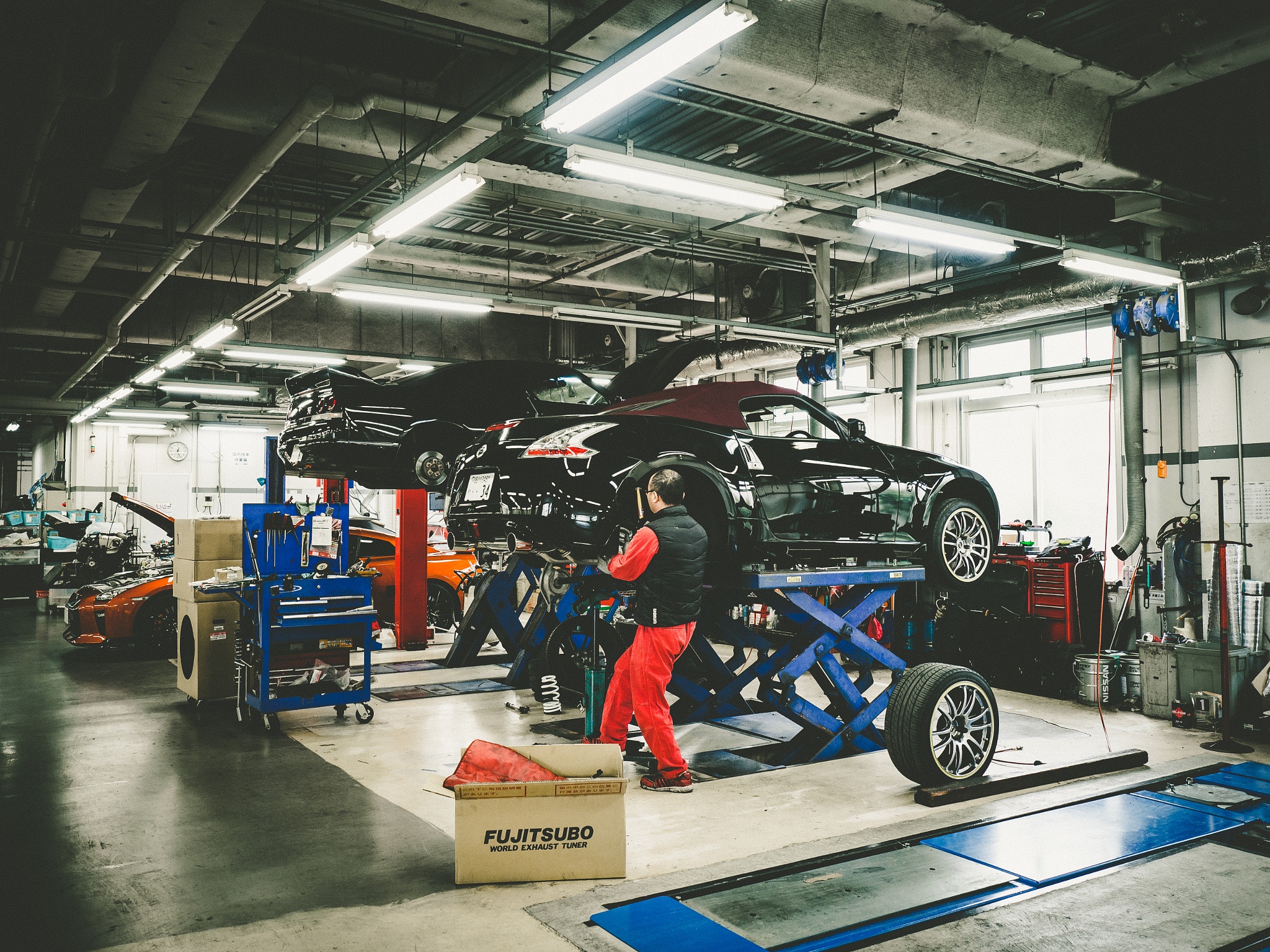 Olympus OM-D E-M1 Mark II + Olympus M.Zuiko Digital ED 12-40mm F2.8 Pro sample photo. Nismo performance center tokyo photography