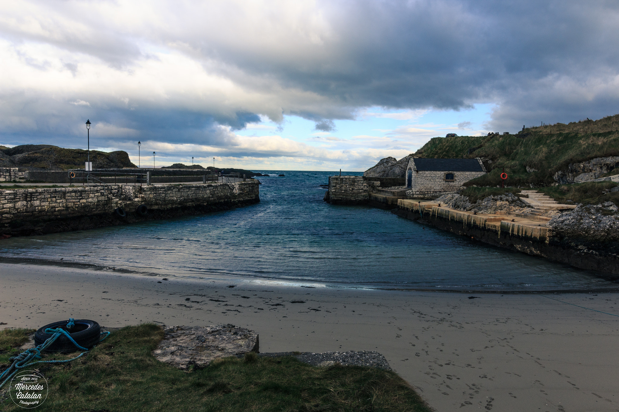 Canon EOS 1200D (EOS Rebel T5 / EOS Kiss X70 / EOS Hi) sample photo. Ballintoy harbour photography