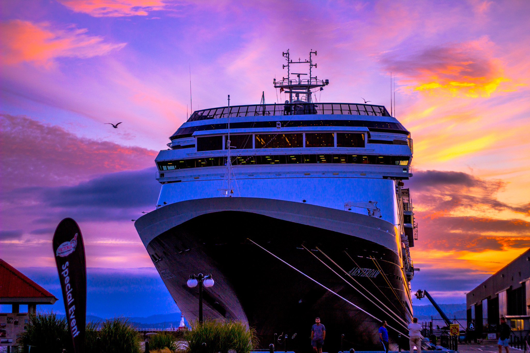 Canon EF 50mm F1.8 II sample photo. Cruse ship photography