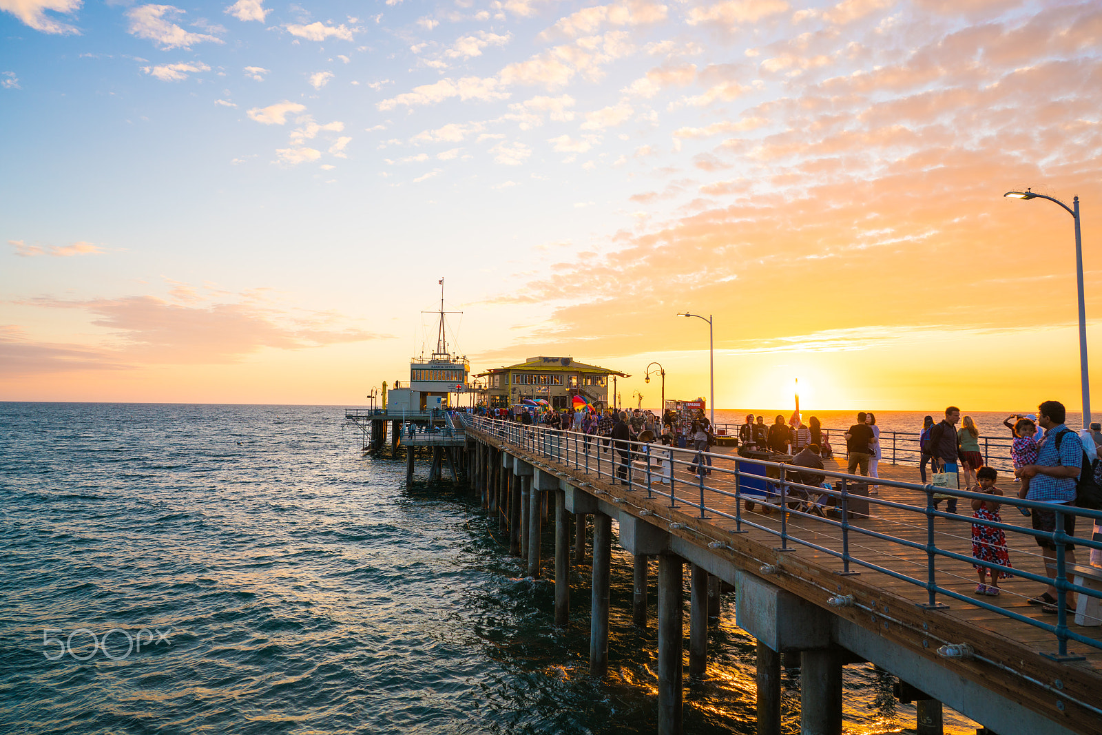 Sony a7R II + ZEISS Batis 25mm F2 sample photo. Sunset photography