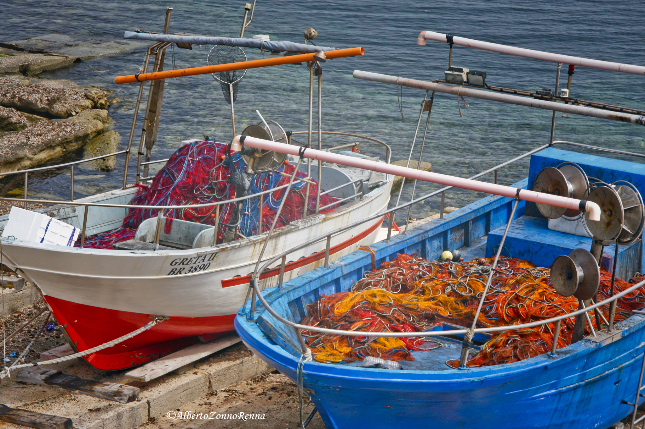 Canon EF-S 17-85mm F4-5.6 IS USM sample photo. I colori della pesca photography