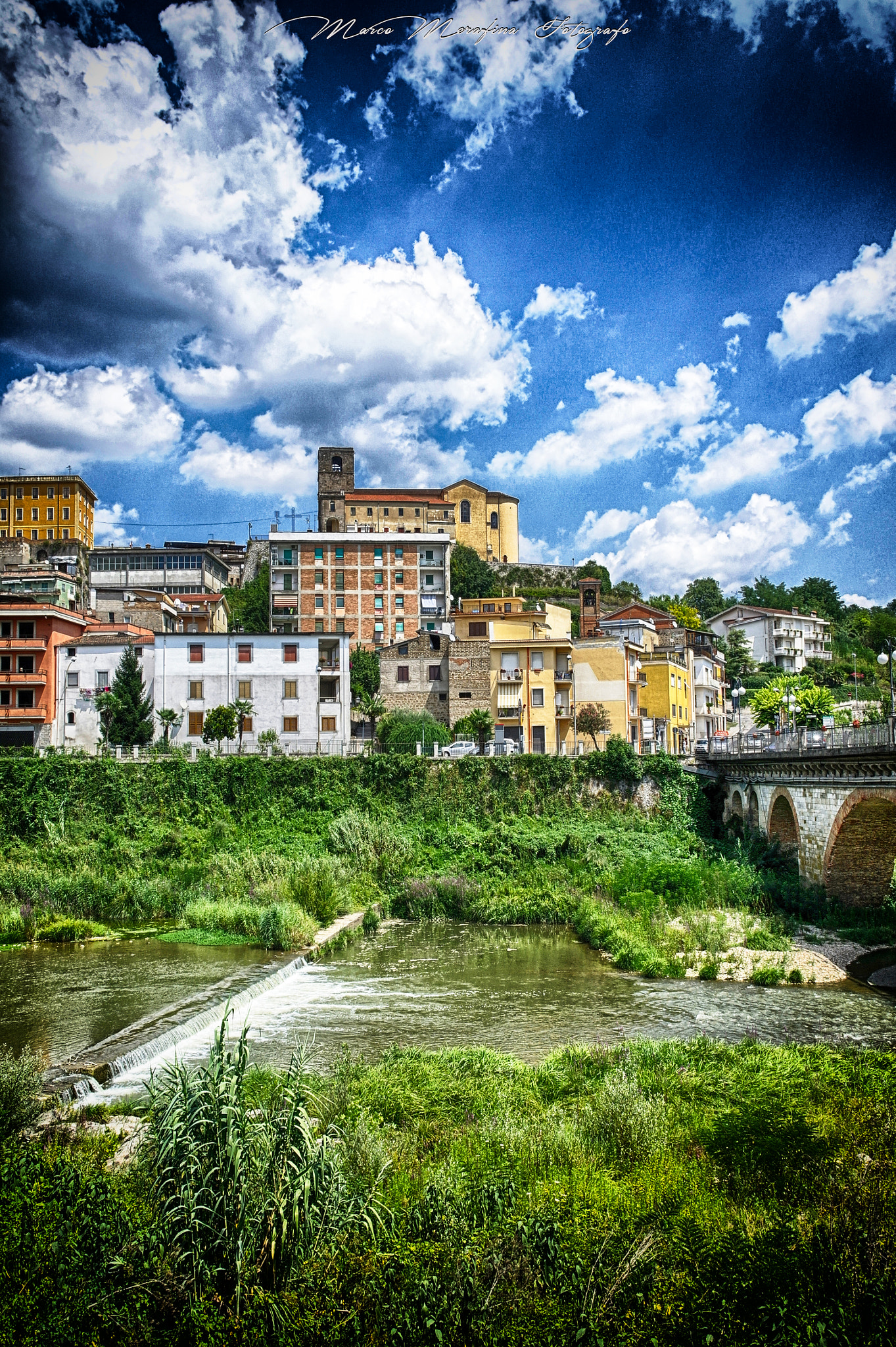 Samsung NX100 sample photo. Pontecorvo - ponte curvo (fr) photography
