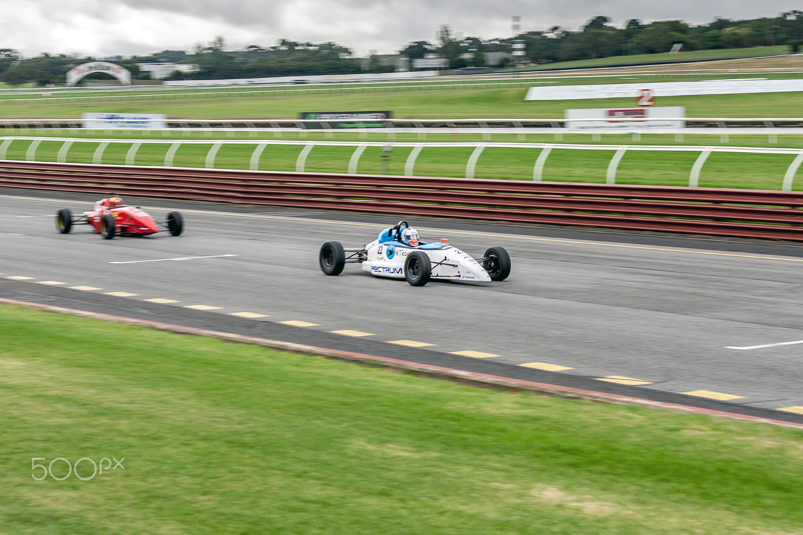 Canon EOS 40D + Canon EF 24-105mm F4L IS USM sample photo. Sandown raceway march 2017 photography