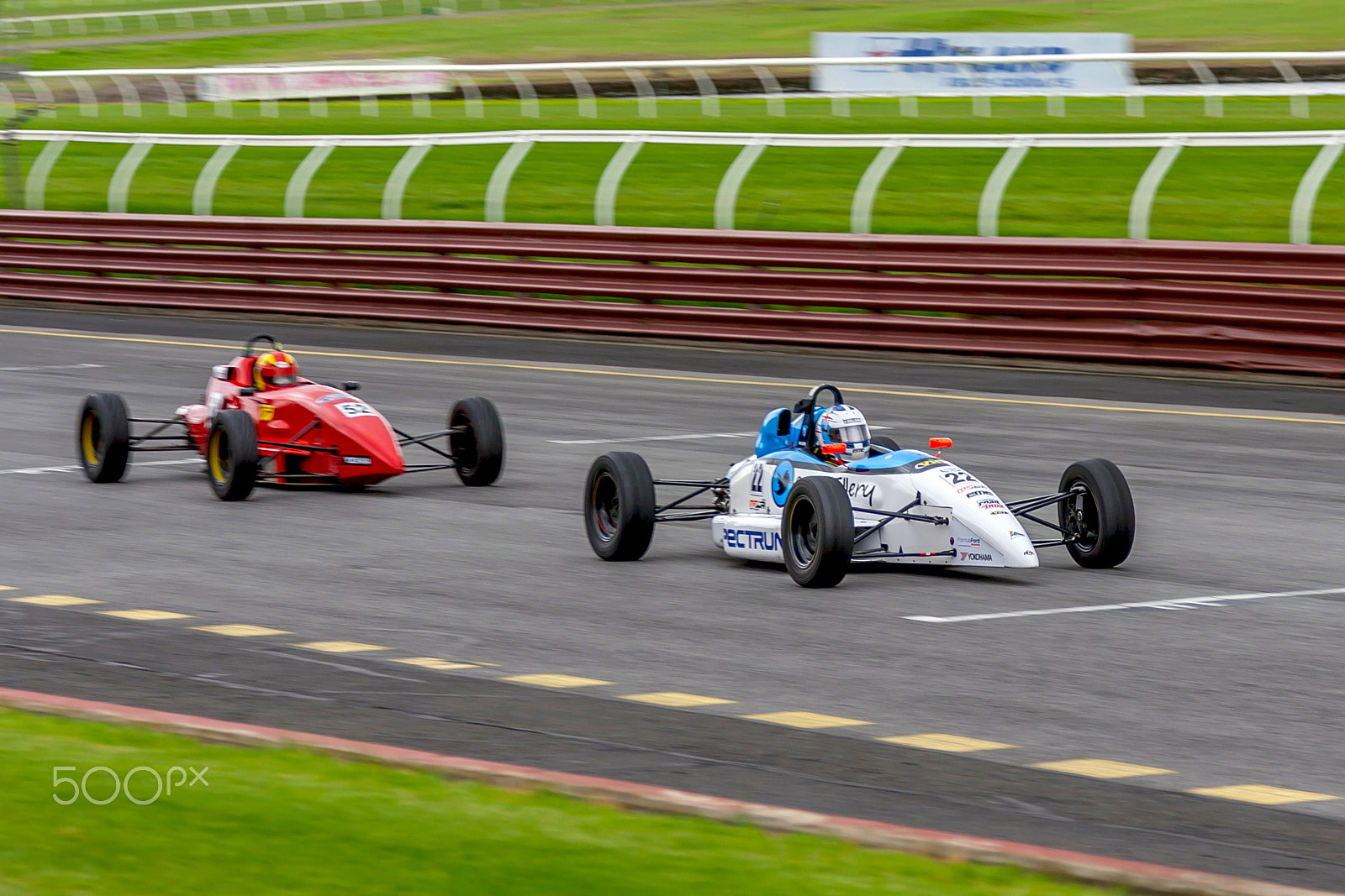 Canon EOS 40D + Canon EF 24-105mm F4L IS USM sample photo. Sandown raceway march 2017 photography