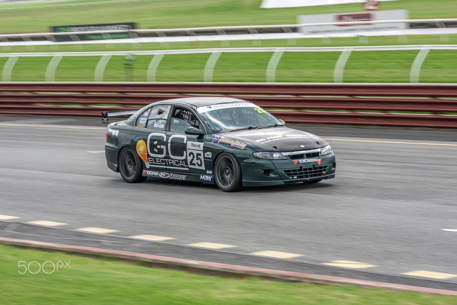 Canon EOS 40D + Canon EF 24-105mm F4L IS USM sample photo. Sandown raceway march 2017 photography