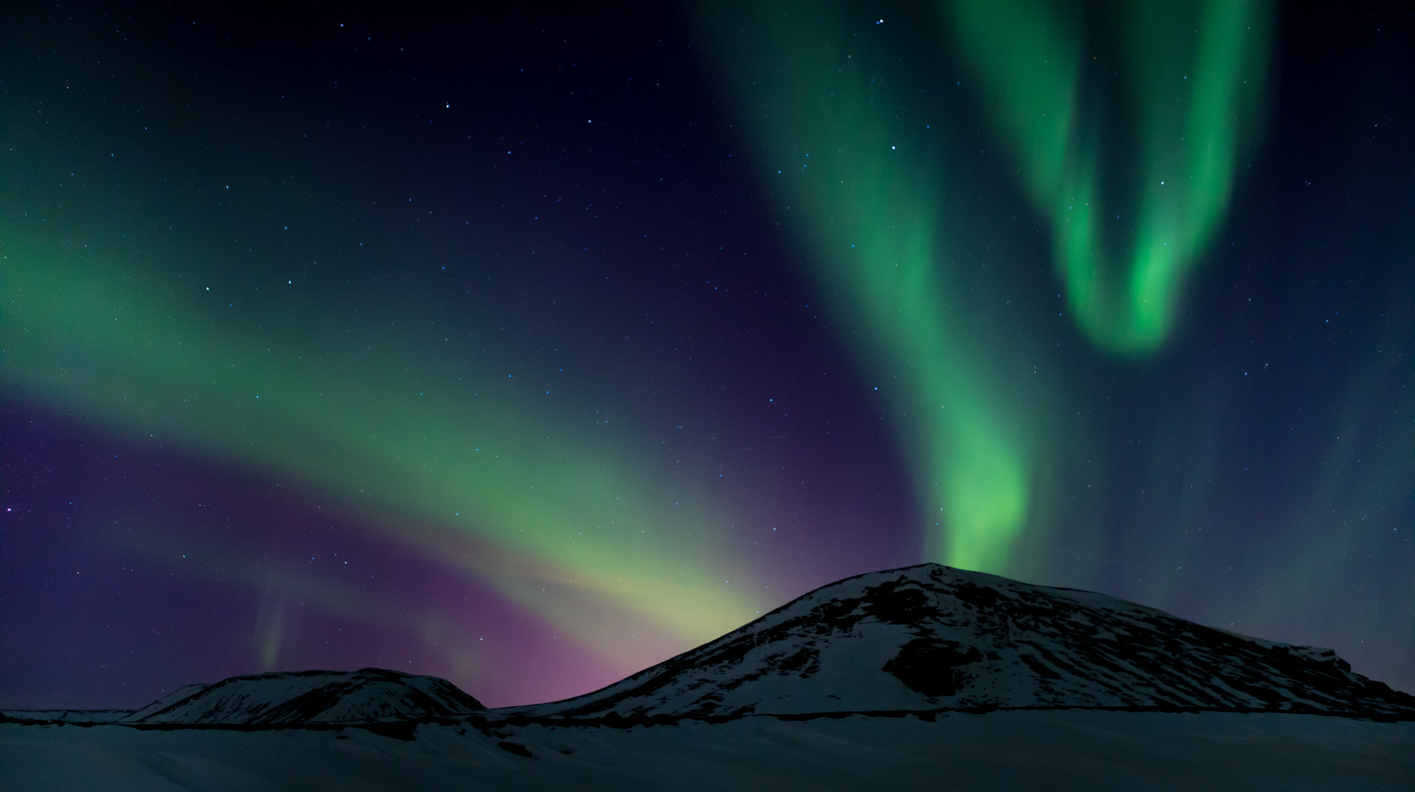 Canon EF 24-70mm F2.8L USM sample photo. Aurora borealis @ island photography