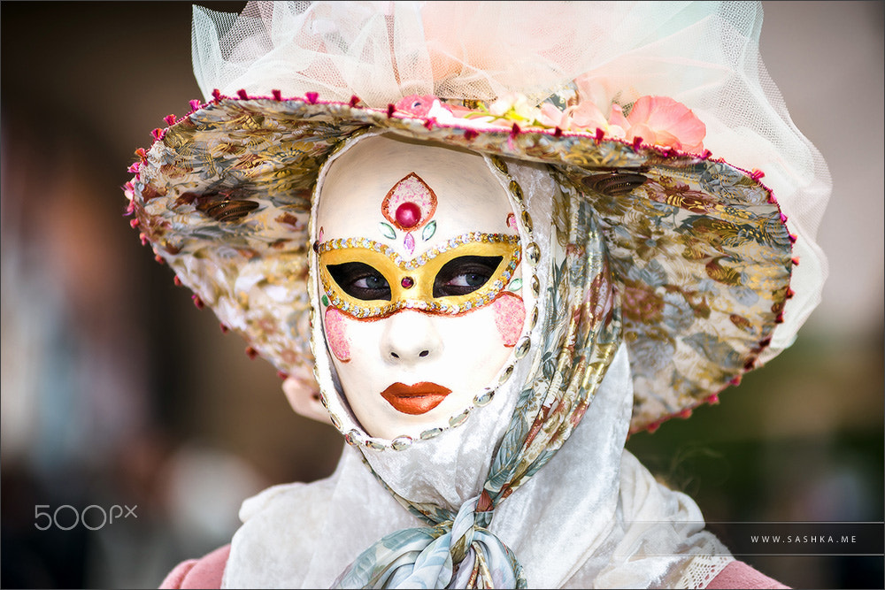 Sony a99 II + Minolta AF 80-200mm F2.8 HS-APO G sample photo. Rosheim, france: venetian carnival mask photography