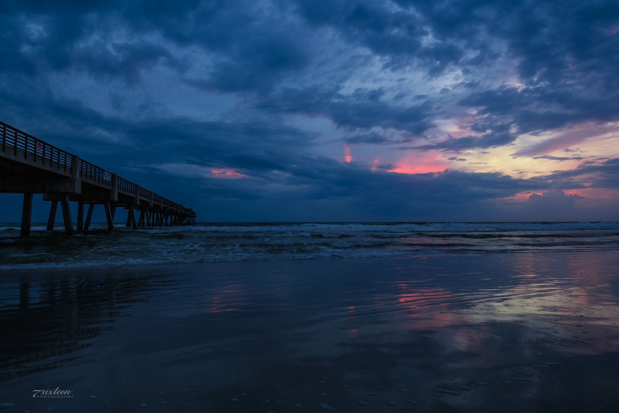 Nikon AF-S Nikkor 14-24mm F2.8G ED sample photo. Cloudy sunrise photography