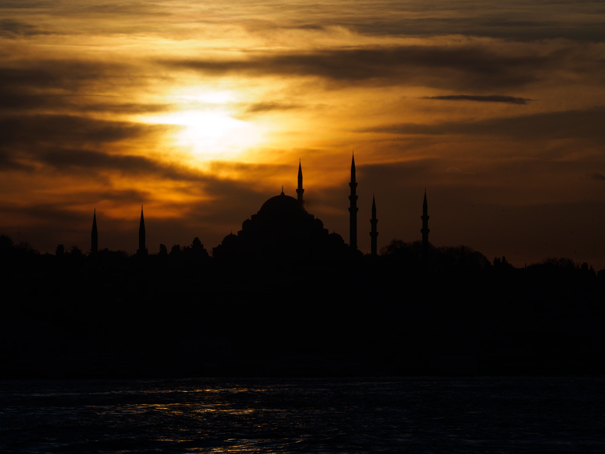 Olympus OM-D E-M10 sample photo. True gold of istanbul photography