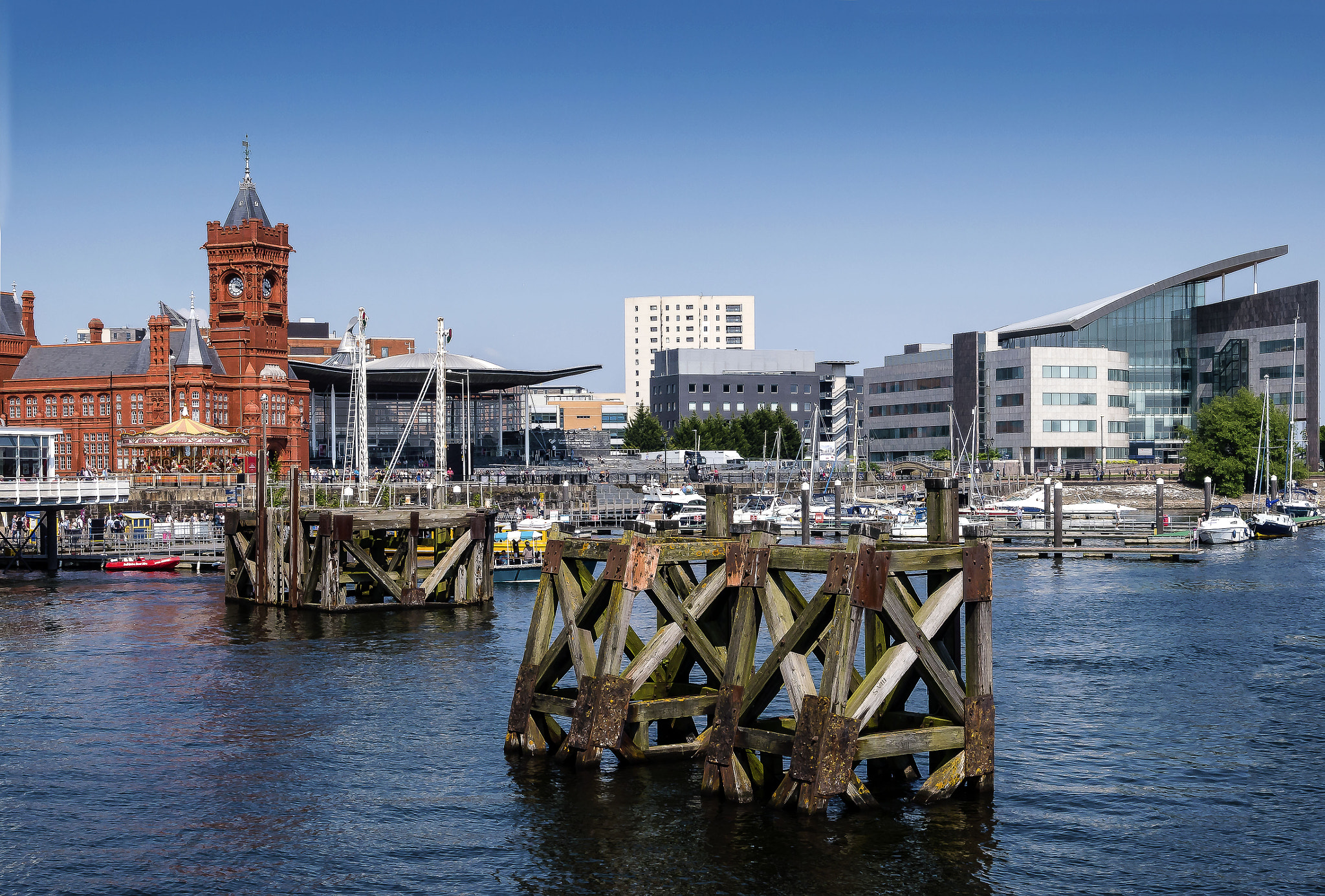 Panasonic Lumix DMC-GF6 + LUMIX G VARIO 14-42/F3.5-5.6 II sample photo. Cardiff bay, cardiff photography