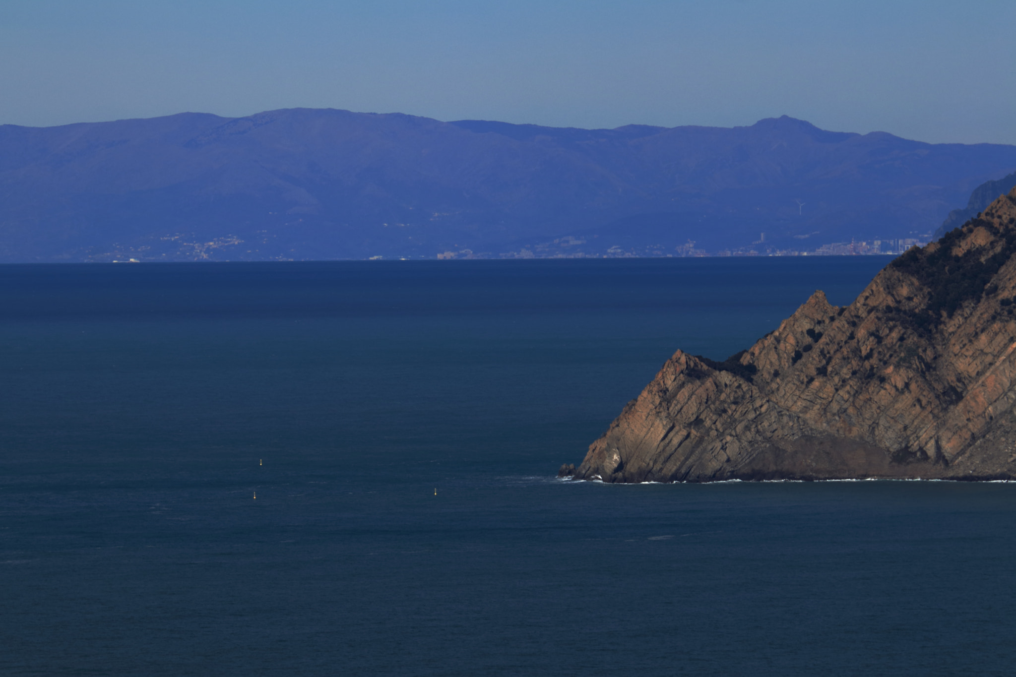 Canon EF 70-300mm F4-5.6L IS USM sample photo. Punta mesco - monterosso al mare photography
