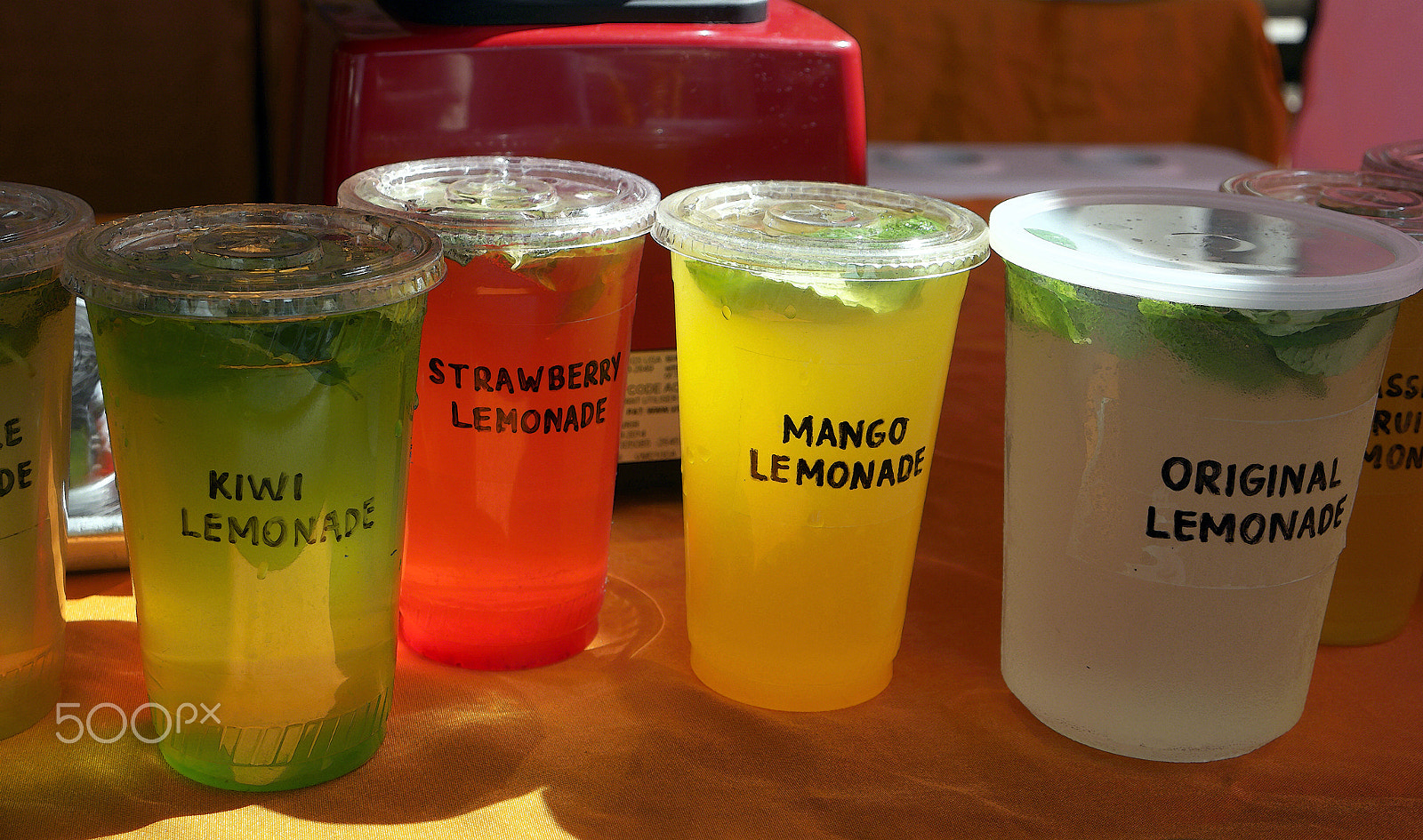 Samsung NX500 + Samsung NX 16-50mm F3.5-5.6 Power Zoom ED OIS sample photo. Lemonades, melrose market, la  2017 photography