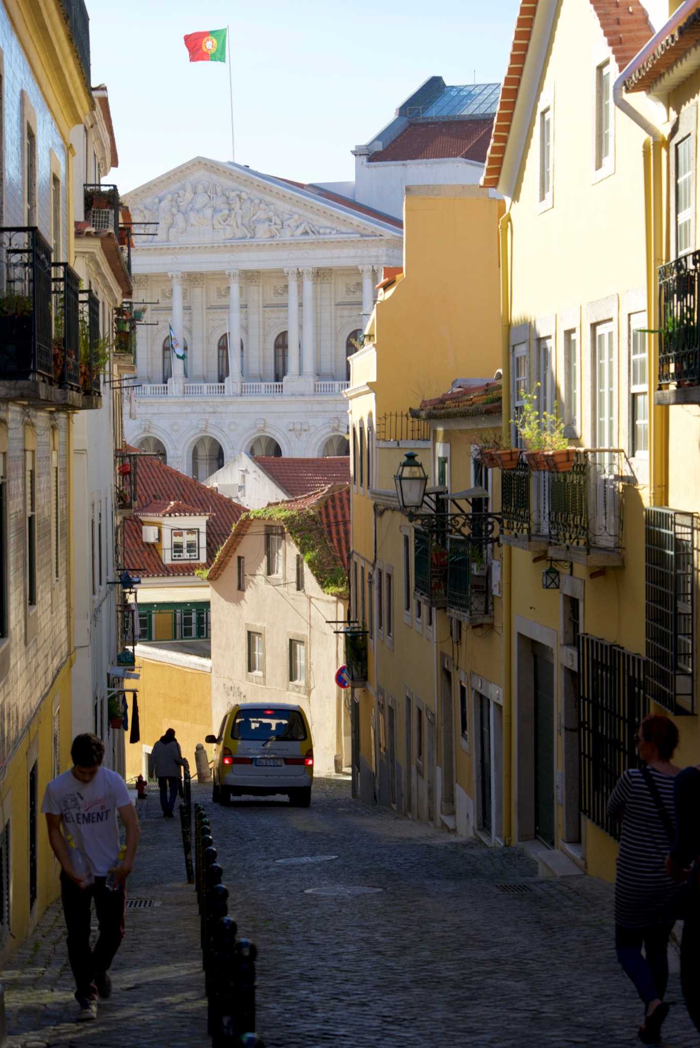 Sony a7R + Sony FE 24-240mm F3.5-6.3 OSS sample photo. Lisbon, portugal. photography