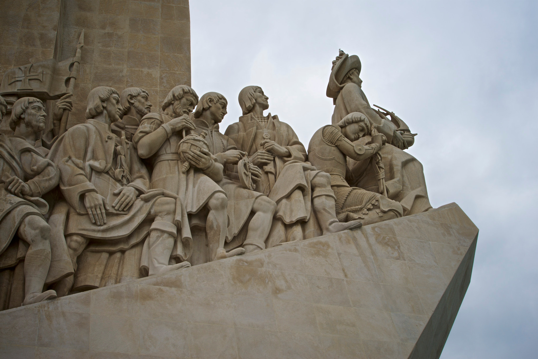 Sony a7R + Sony FE 24-240mm F3.5-6.3 OSS sample photo. Lisbon, portugal. photography