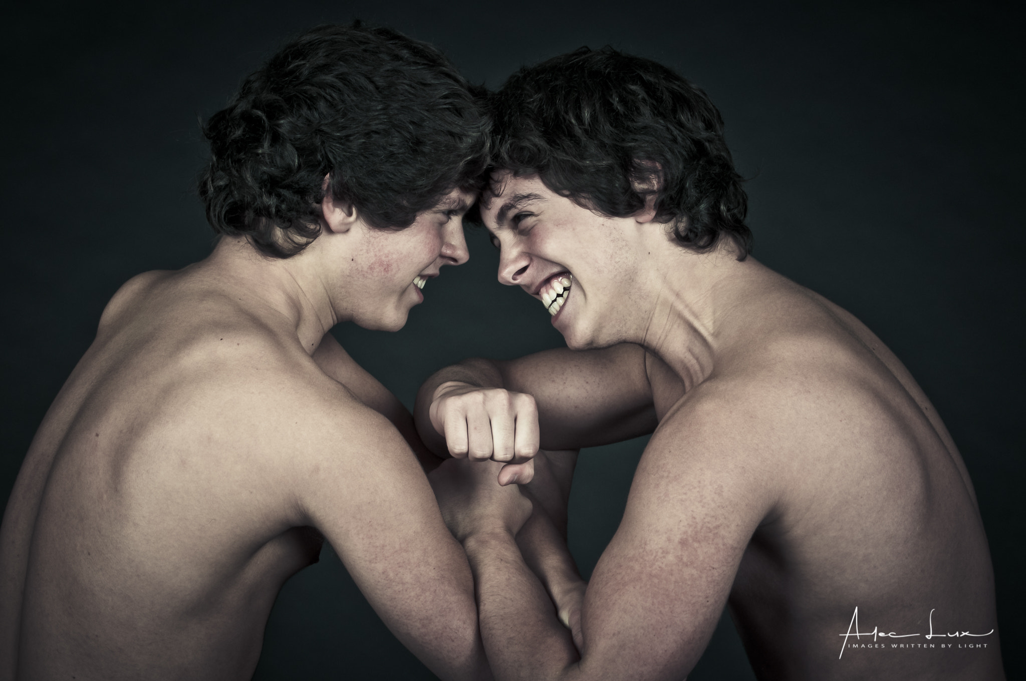 Nikon AF-S Nikkor 70-200mm F2.8G ED VR II sample photo. Oli versus max - lets fight i photography